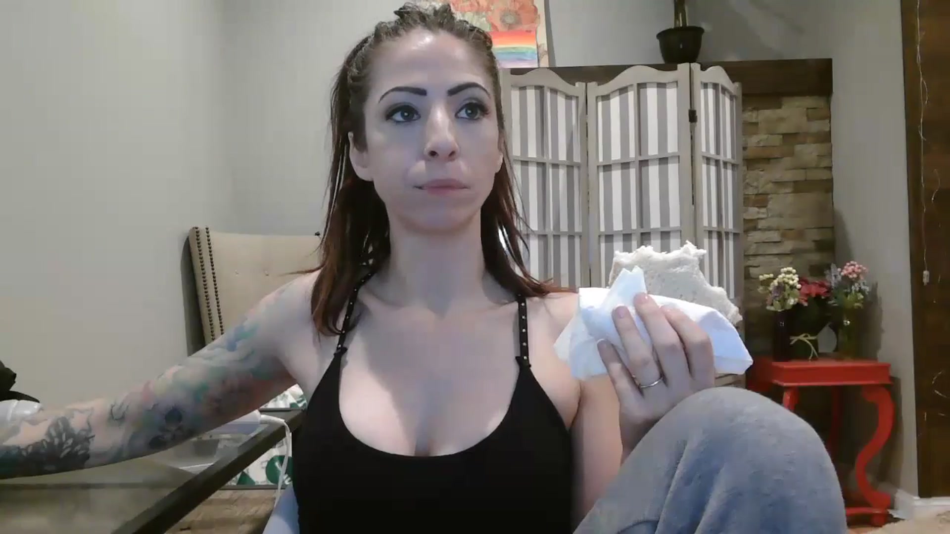 Gallery image thumbnail from AmyDay's myfreecams stream on, 05/28/2024, 17:59 image 2 of 20