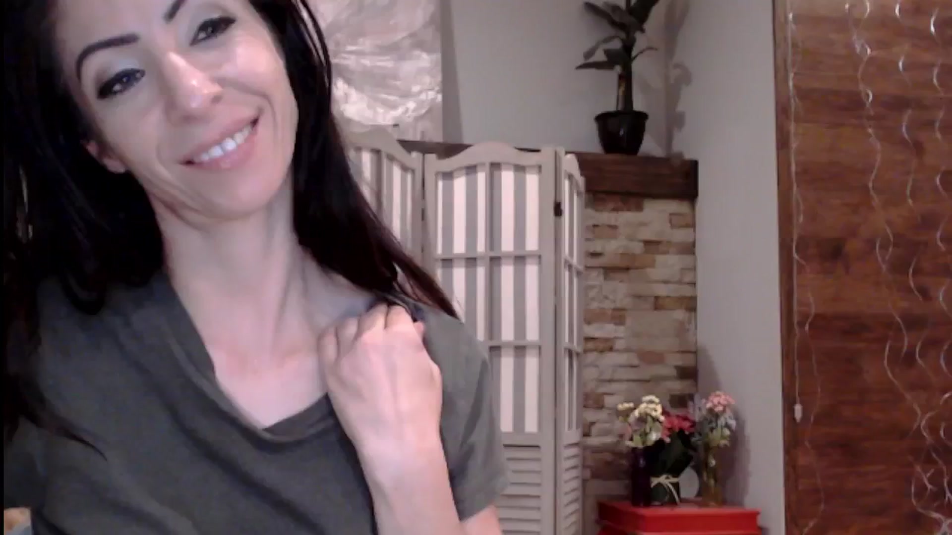 Gallery image thumbnail from AmyDay's myfreecams stream on, 06/11/2024, 07:14 image 18 of 20