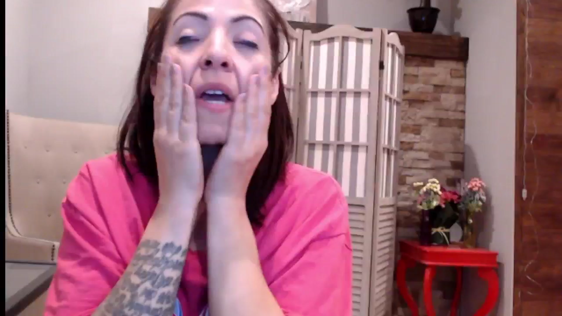 Gallery image thumbnail from AmyDay's myfreecams stream on, 06/20/2024, 06:04 image 16 of 20