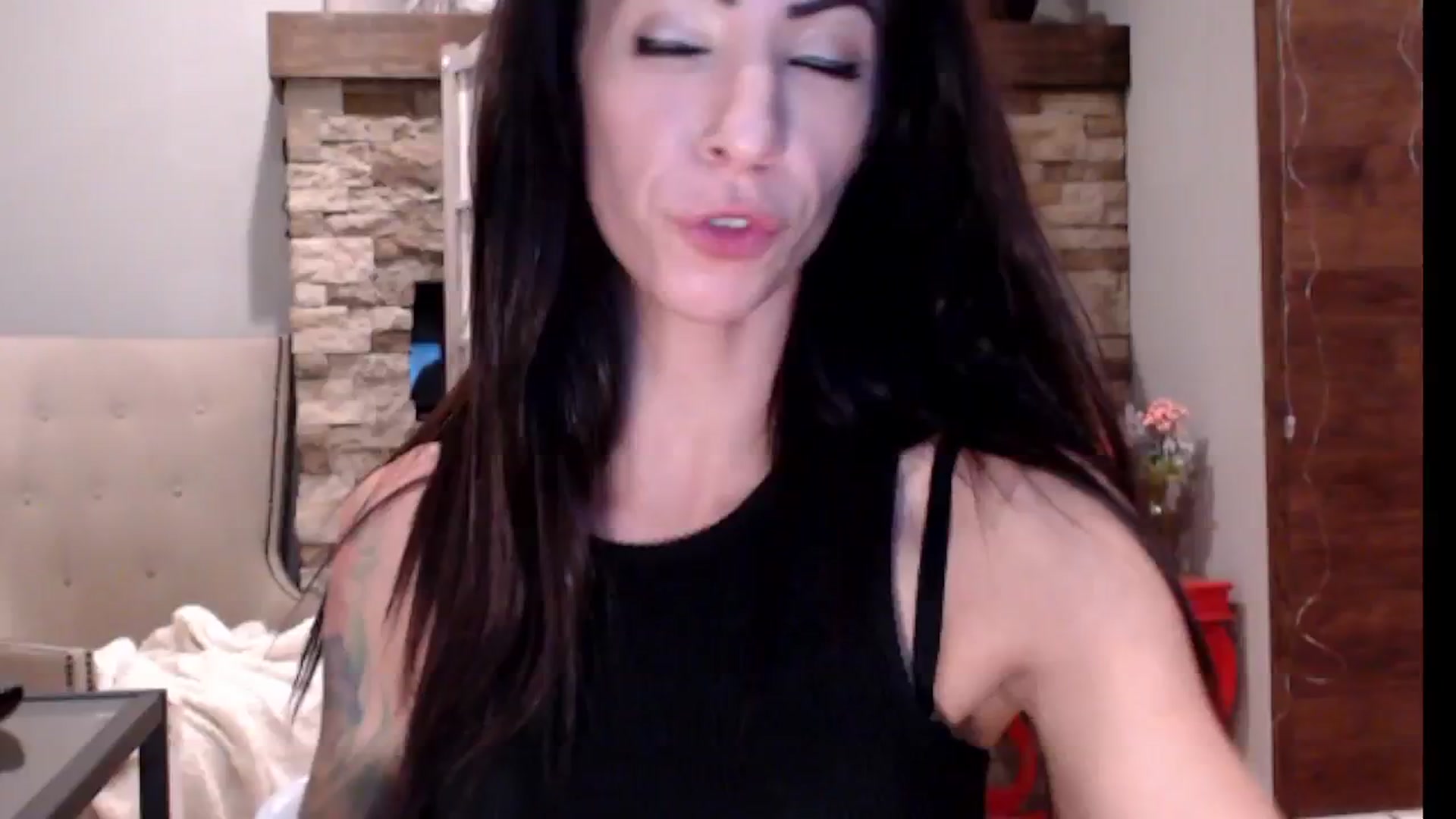 Gallery image thumbnail from AmyDay's myfreecams stream on, 09/13/2024, 04:52 image 10 of 20