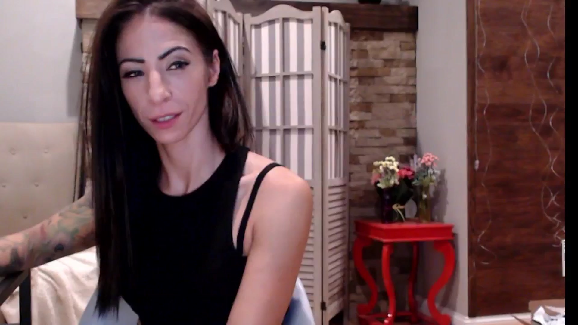 Gallery image thumbnail from AmyDay's myfreecams stream on, 09/13/2024, 04:52 image 17 of 20