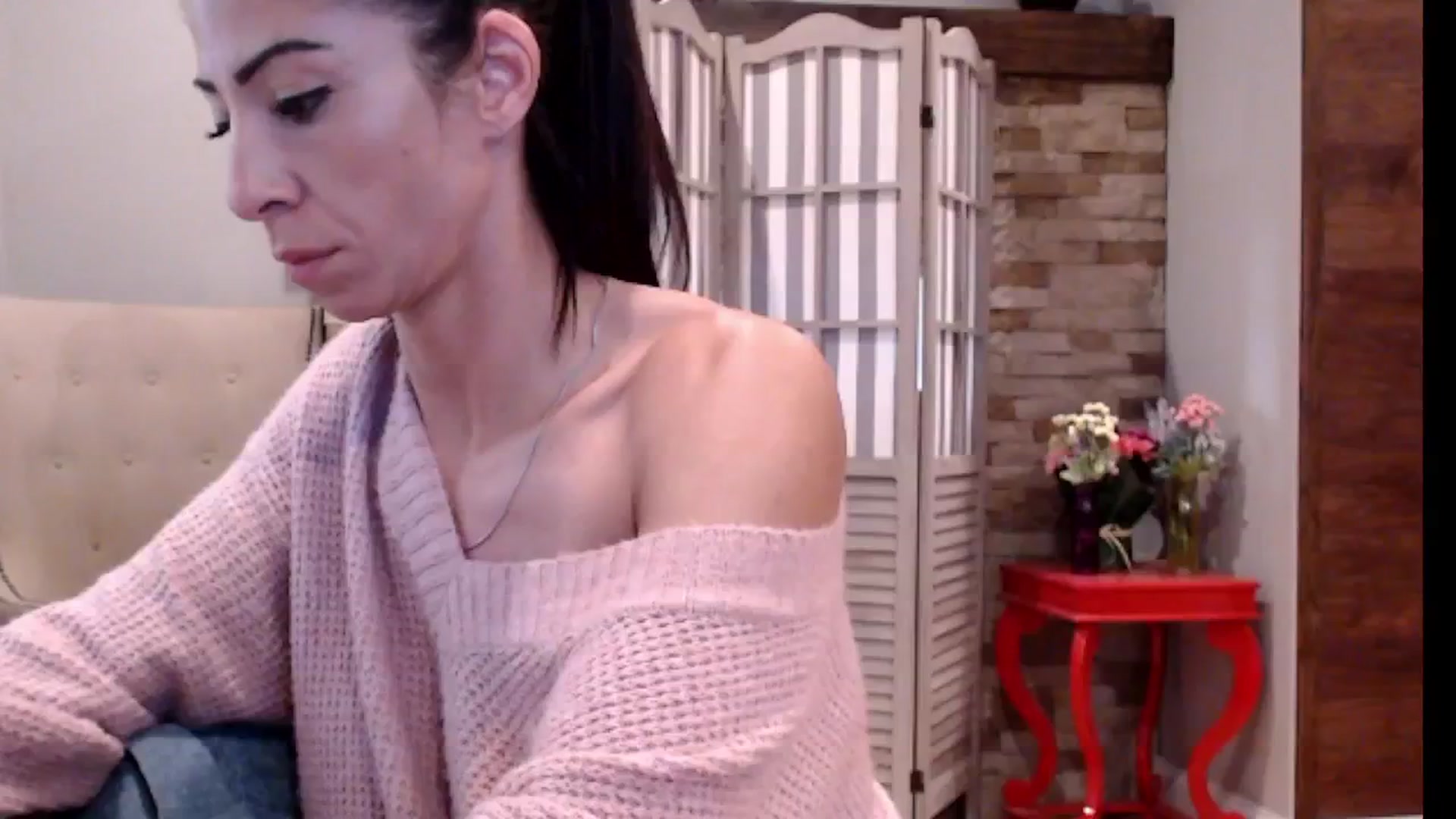 Gallery image thumbnail from AmyDay's myfreecams stream on, 09/20/2024, 17:53 image 18 of 20