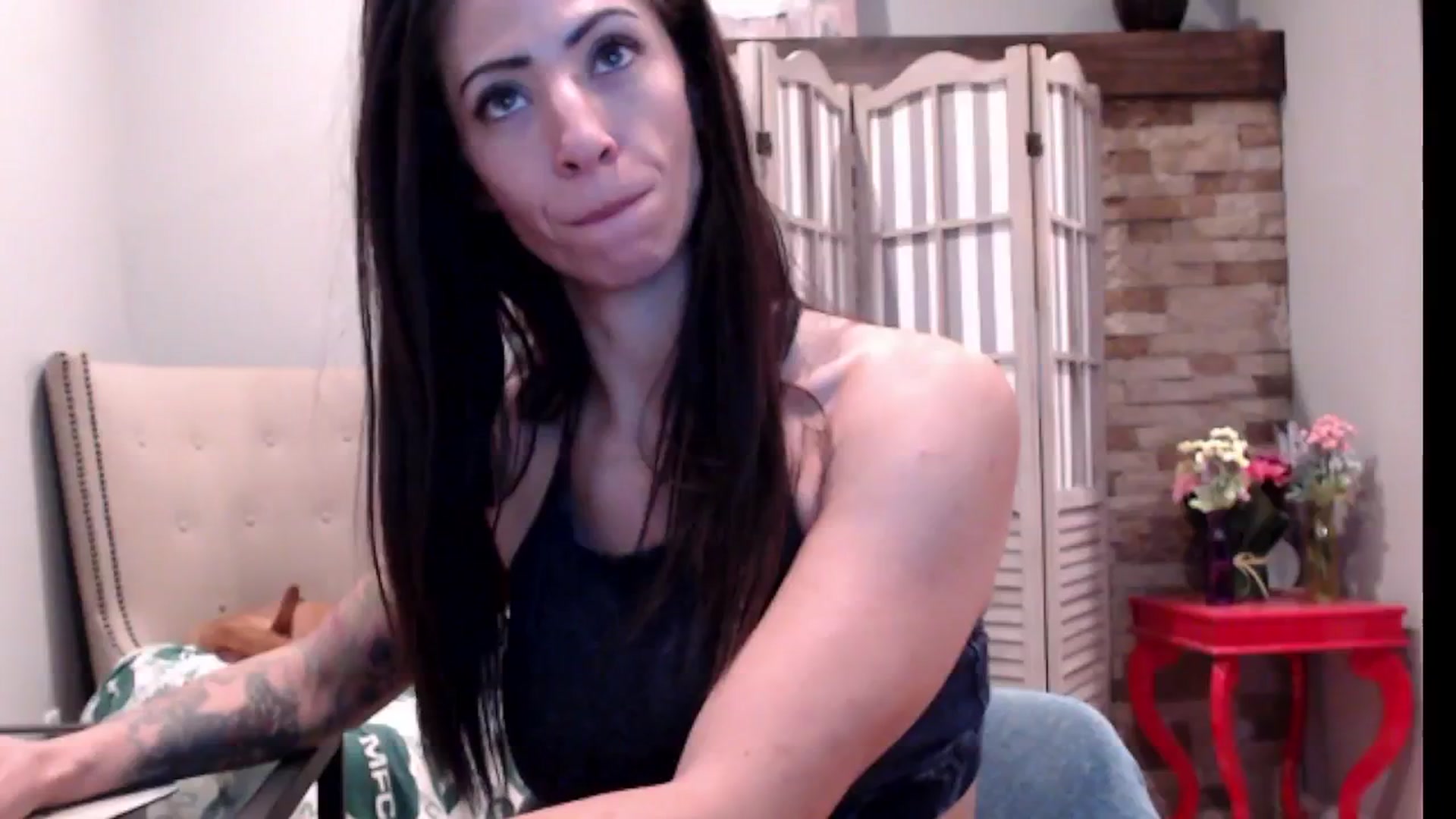 Gallery image thumbnail from AmyDay's myfreecams stream on, 09/30/2024, 15:37 image 17 of 20