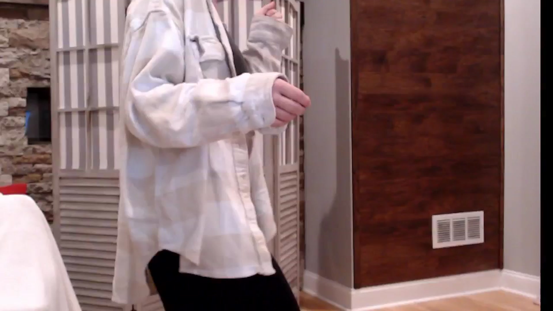 Gallery image thumbnail from AmyDay's myfreecams stream on, 10/13/2024, 04:16 image 19 of 20