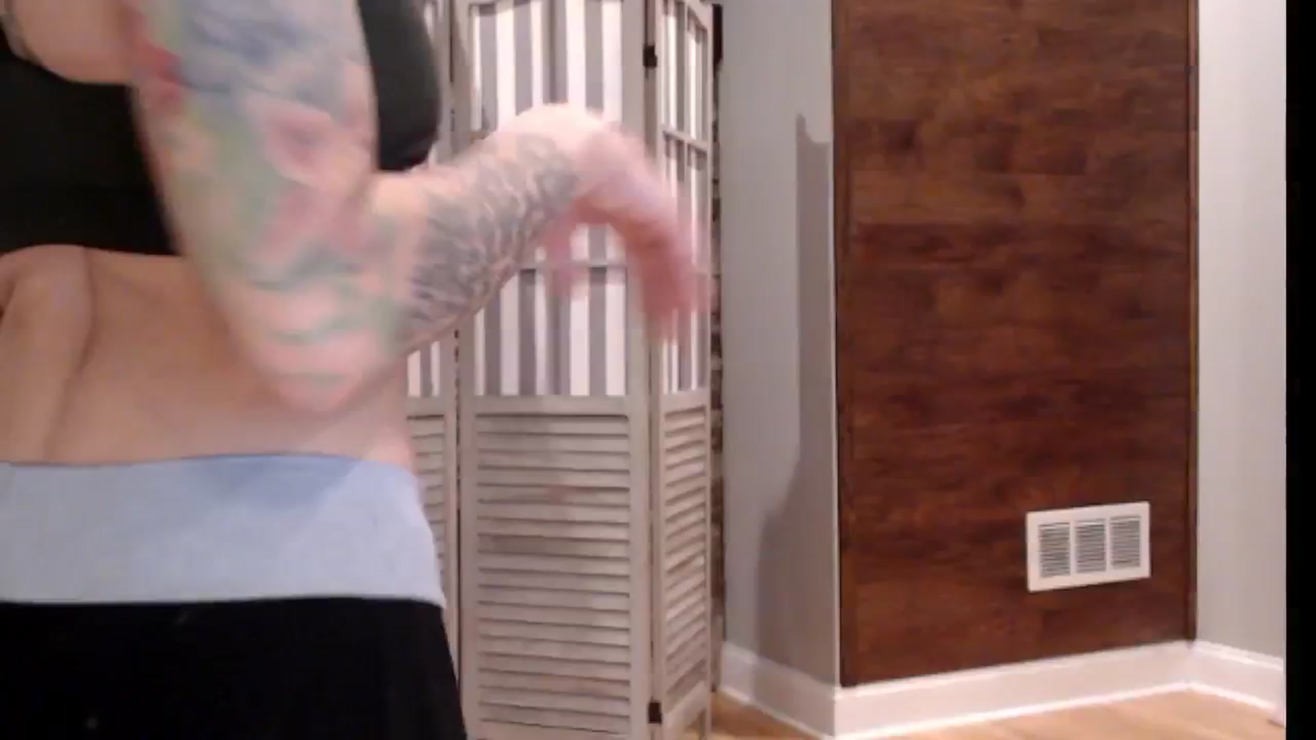 Gallery image thumbnail from AmyDay's myfreecams stream on, 10/13/2024, 04:16 image 9 of 20