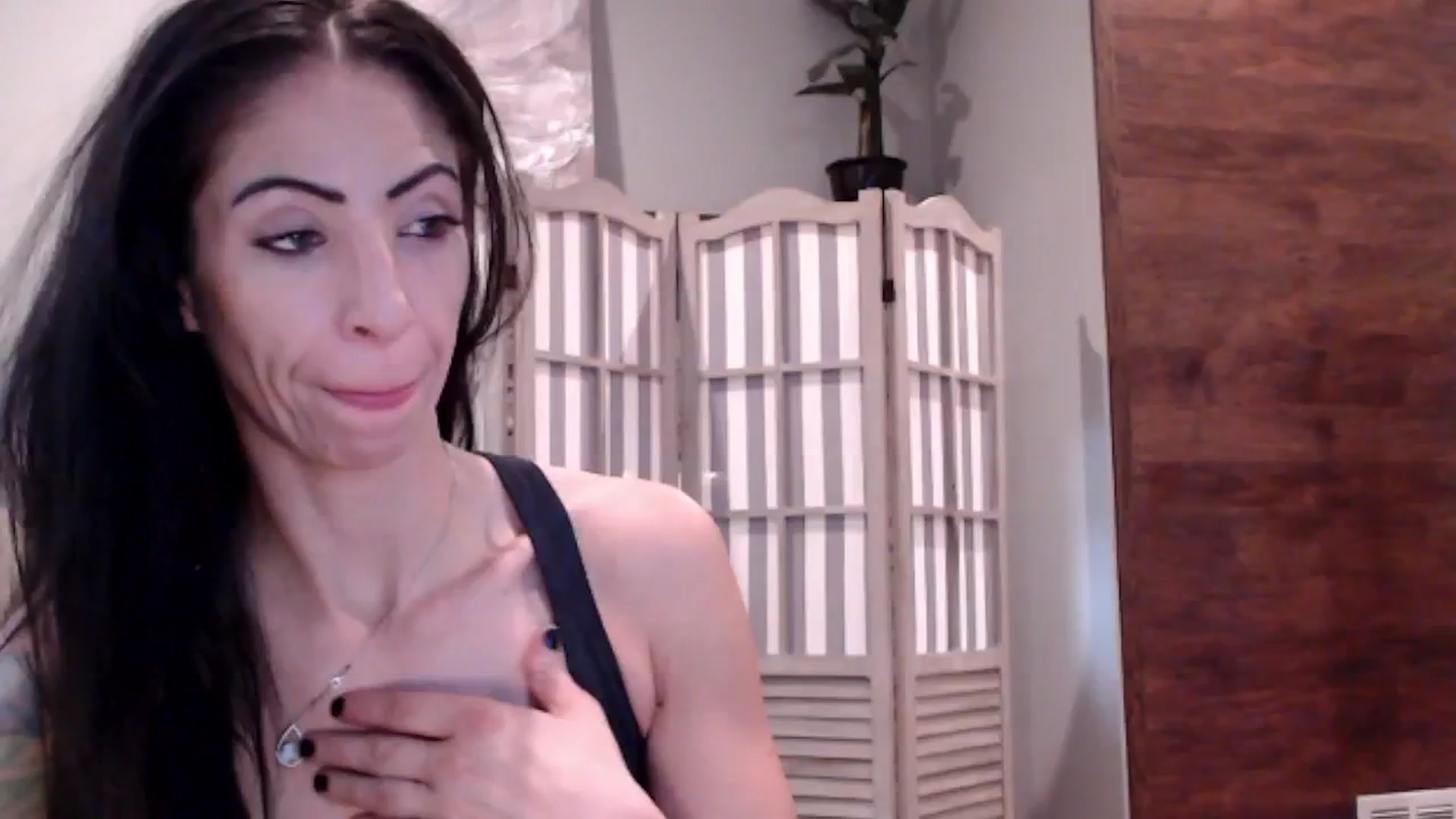Gallery image thumbnail from AmyDay's myfreecams stream on, 10/21/2024, 17:51 image 12 of 20