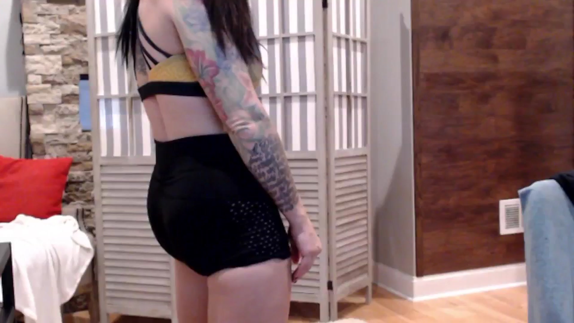 Gallery image thumbnail from AmyDay's myfreecams stream on, 10/21/2024, 18:27 image 20 of 20