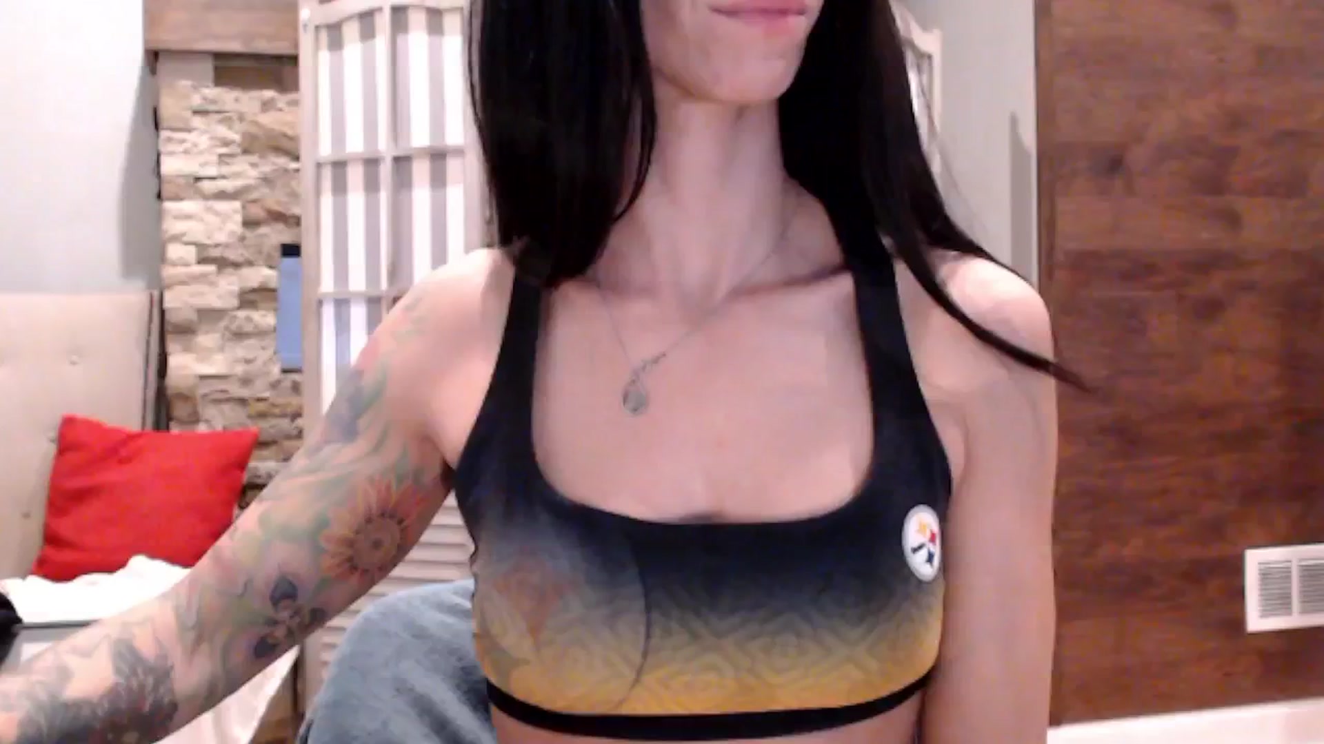 Gallery image thumbnail from AmyDay's myfreecams stream on, 10/21/2024, 18:43 image 11 of 20