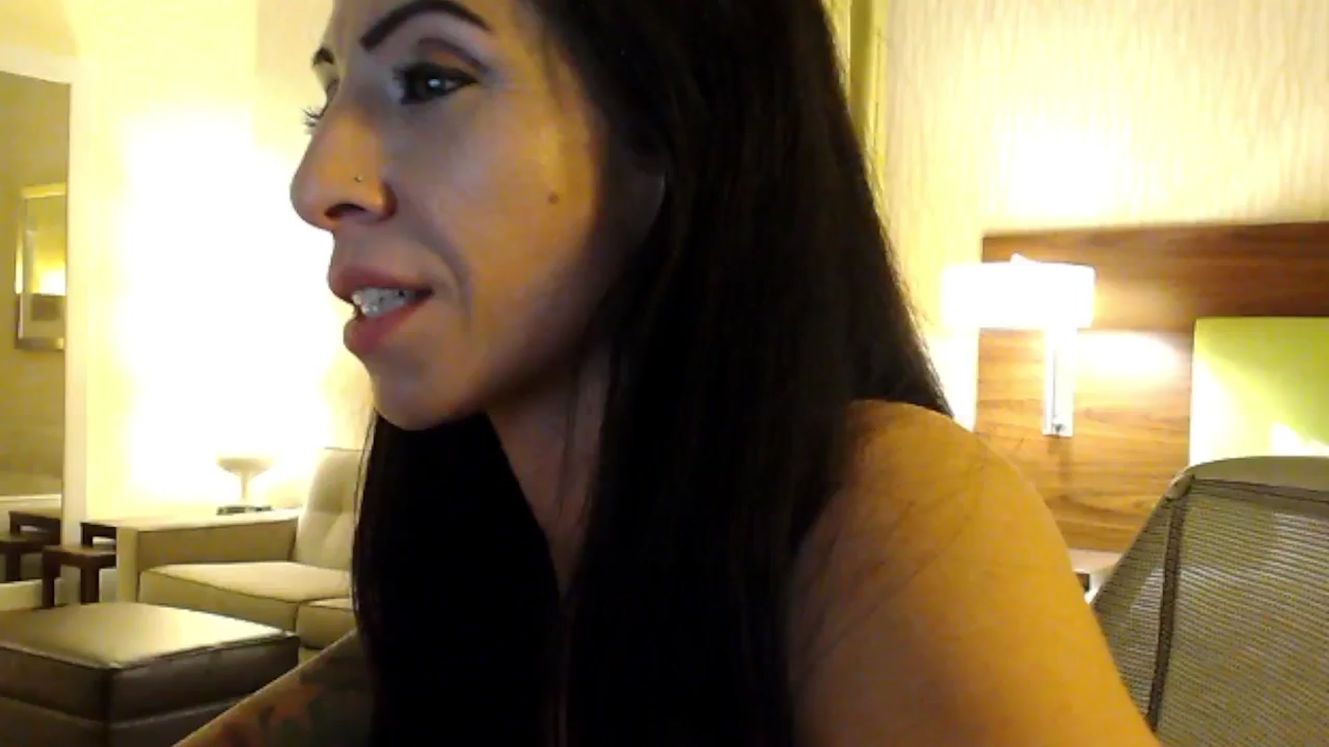 Gallery image thumbnail from AmyDay's myfreecams stream on, 10/27/2024, 24:51 image 17 of 20
