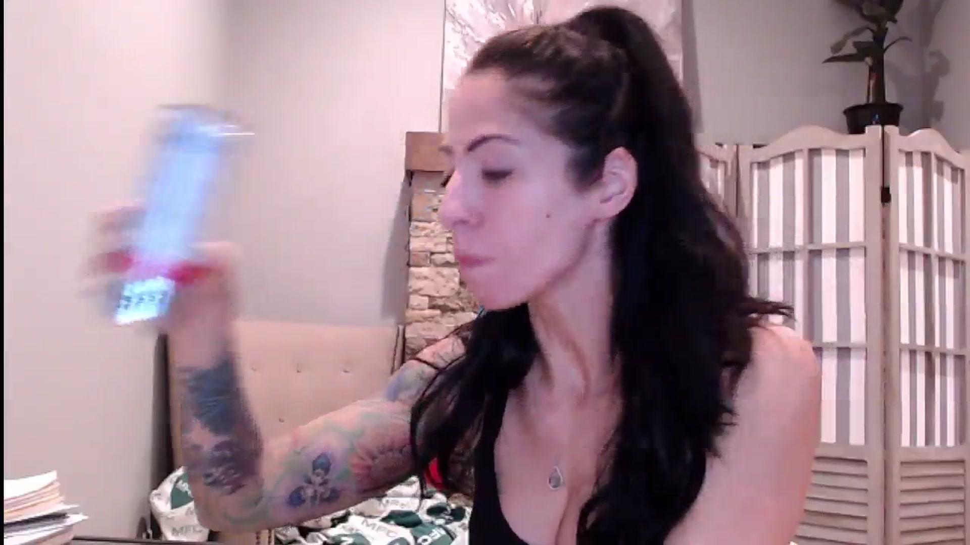 Gallery image thumbnail from AmyDay's myfreecams stream on, 10/28/2024, 17:16 image 12 of 20