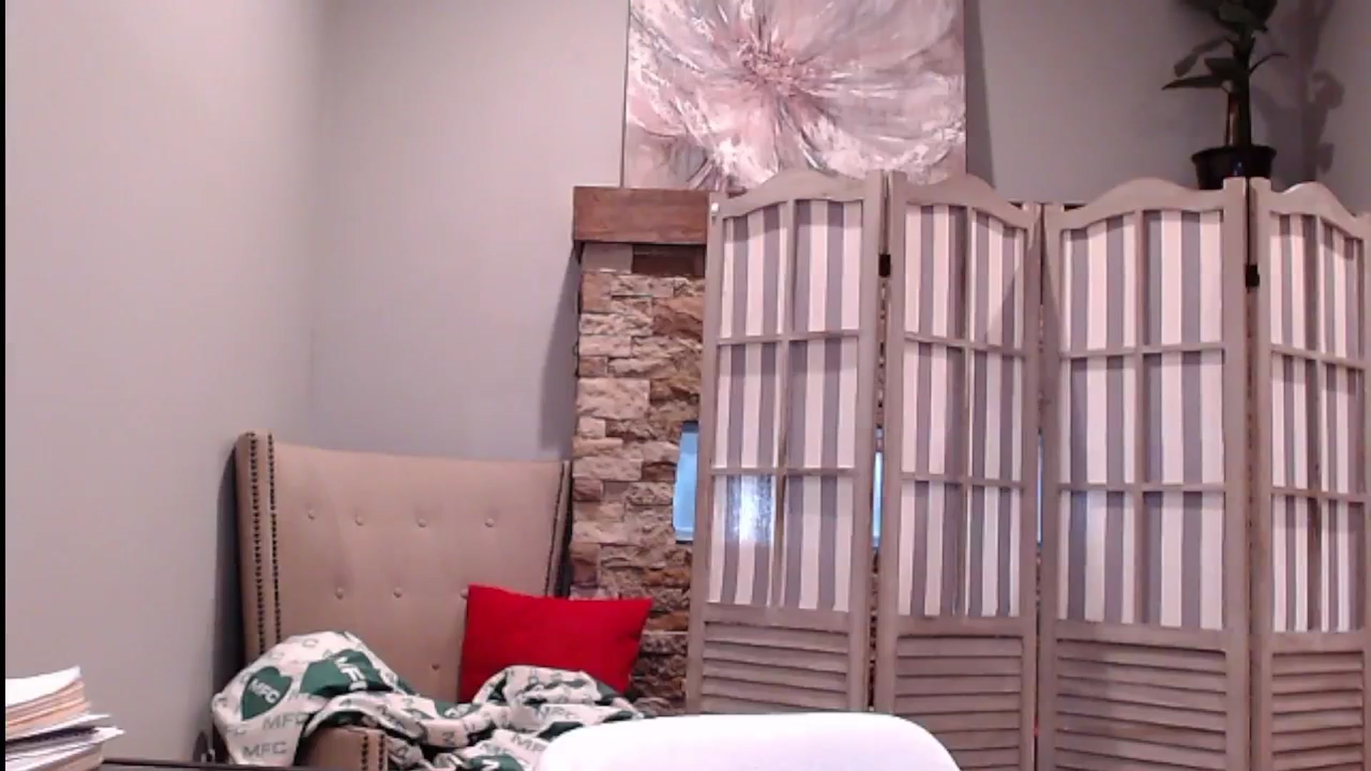 Gallery image thumbnail from AmyDay's myfreecams stream on, 10/28/2024, 17:16 image 16 of 20