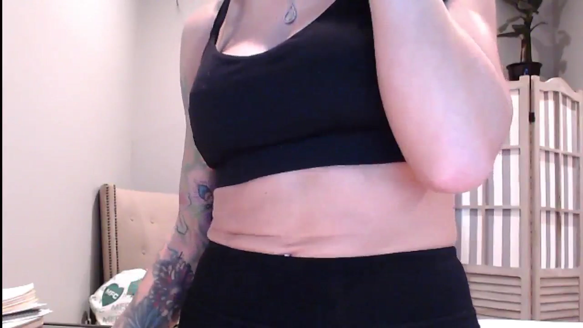 Gallery image thumbnail from AmyDay's myfreecams stream on, 10/28/2024, 17:16 image 9 of 20