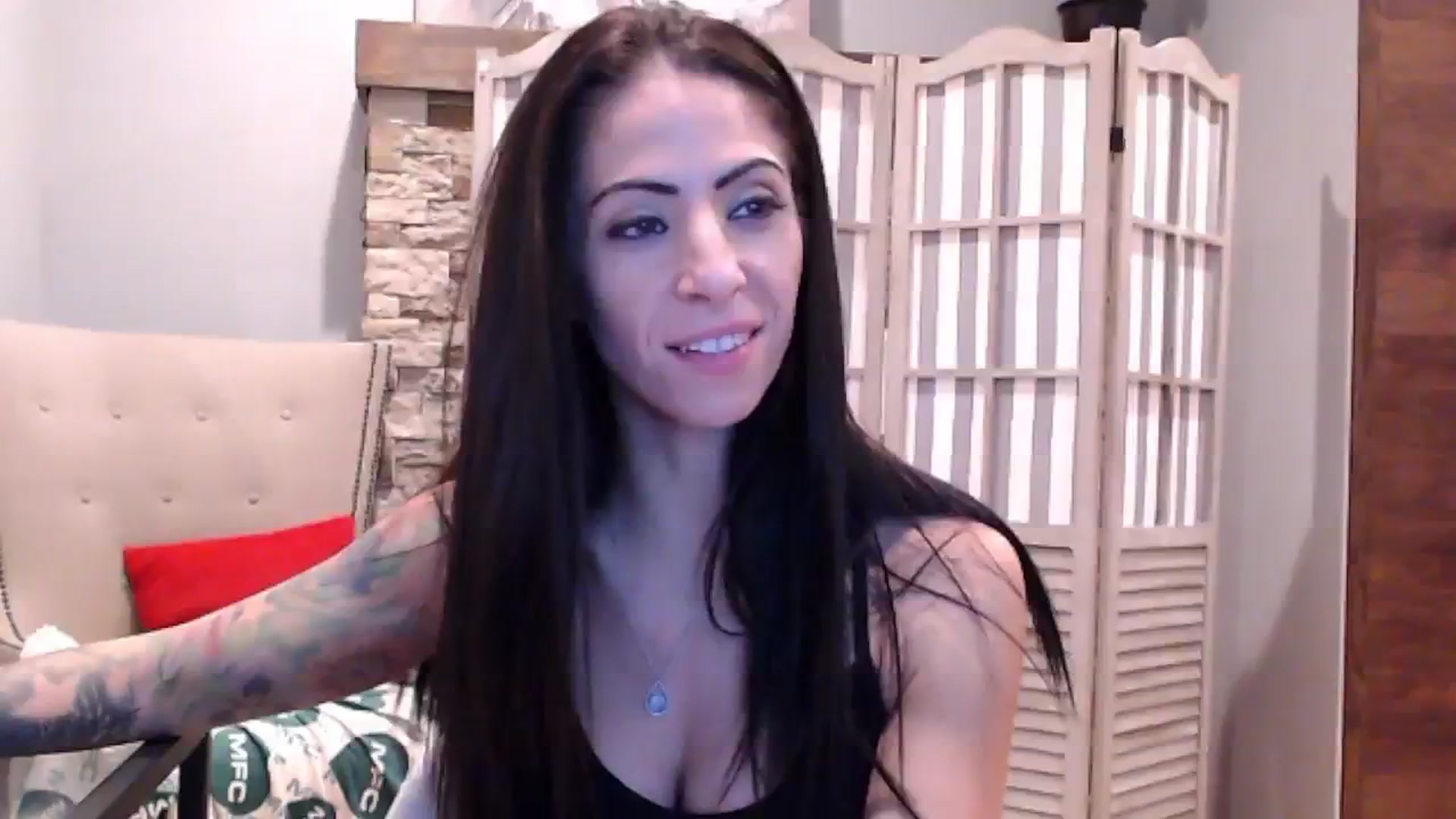 Gallery image thumbnail from AmyDay's myfreecams stream on, 11/04/2024, 20:15 image 16 of 20