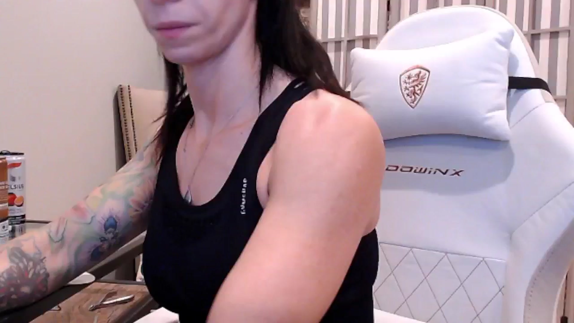 Gallery image thumbnail from AmyDay's myfreecams stream on, 11/07/2024, 21:11 image 16 of 20