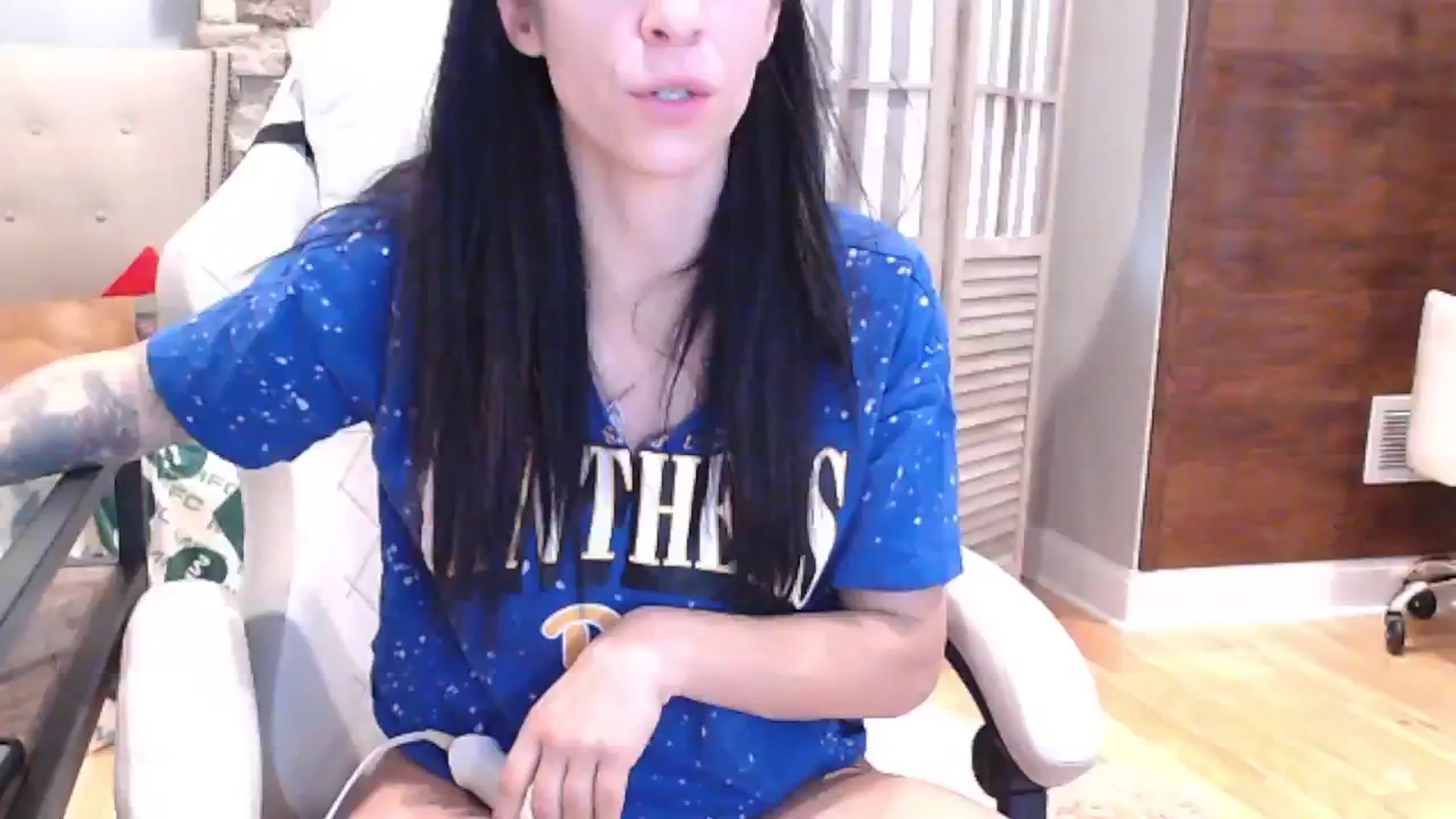 Gallery image thumbnail from AmyDay's myfreecams stream on, 11/13/2024, 16:33 image 9 of 20