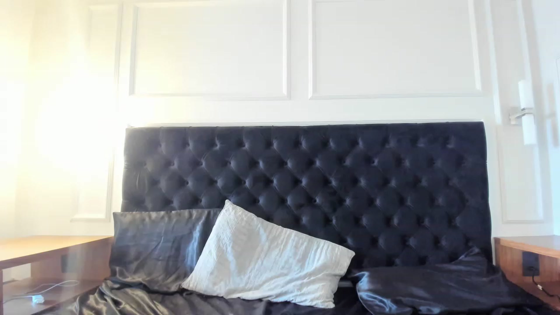Gallery image thumbnail from AmyKGreen's myfreecams stream on, 12/10/2022, 08:47 image 12 of 20
