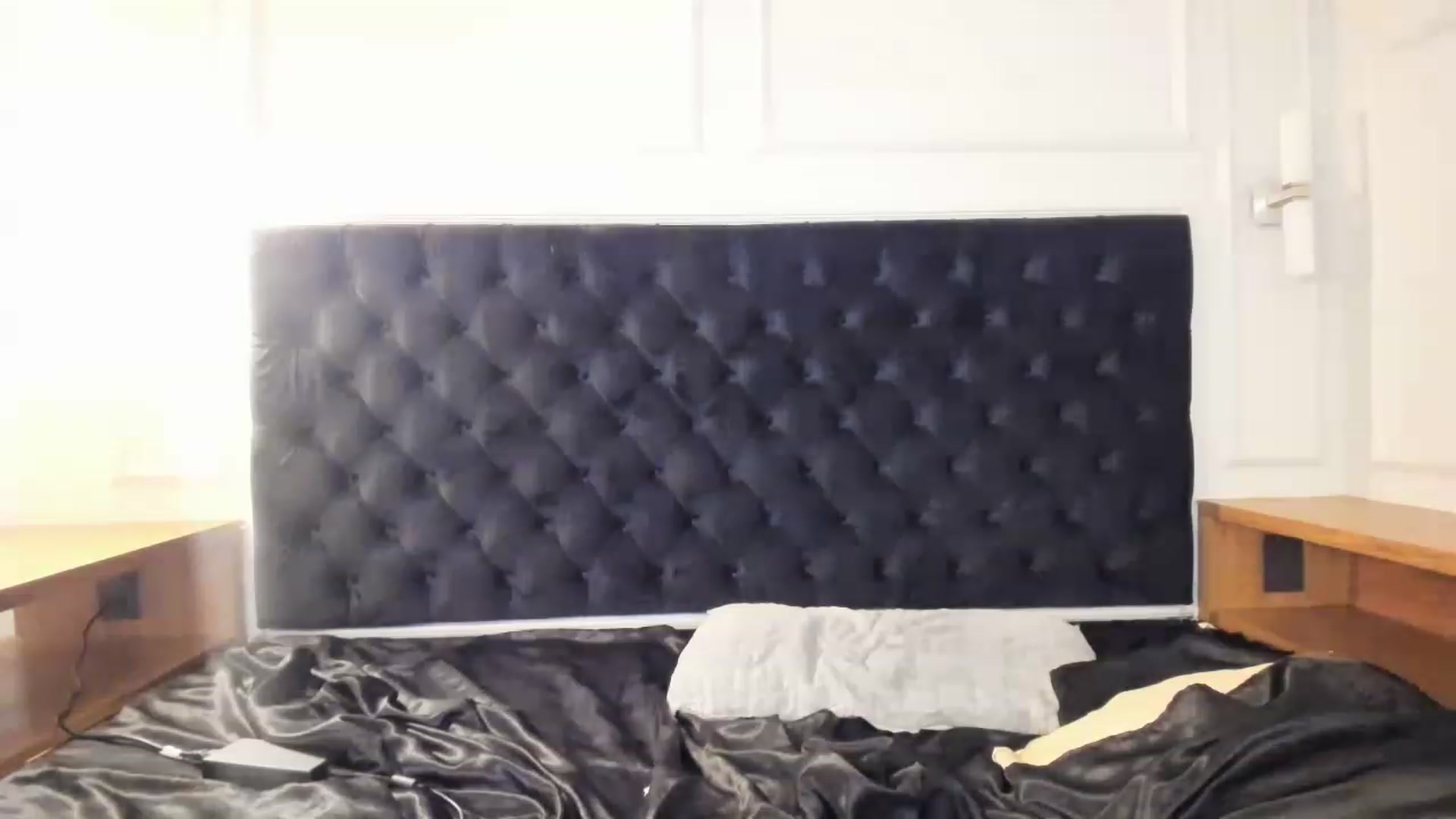 Gallery image thumbnail from AmyKGreen's myfreecams stream on, 04/17/2023, 06:07 image 17 of 20