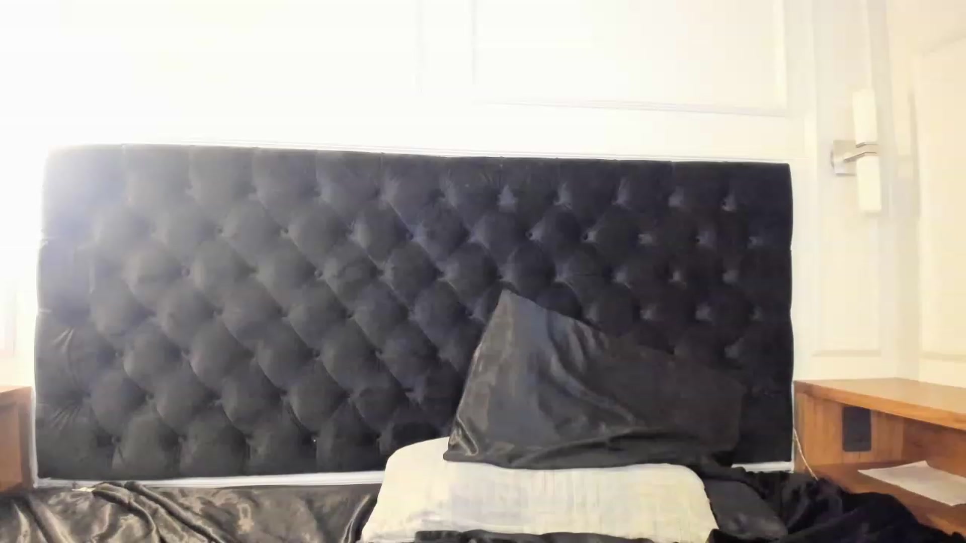 Gallery image thumbnail from AmyKGreen's myfreecams stream on, 05/27/2023, 08:23 image 4 of 20
