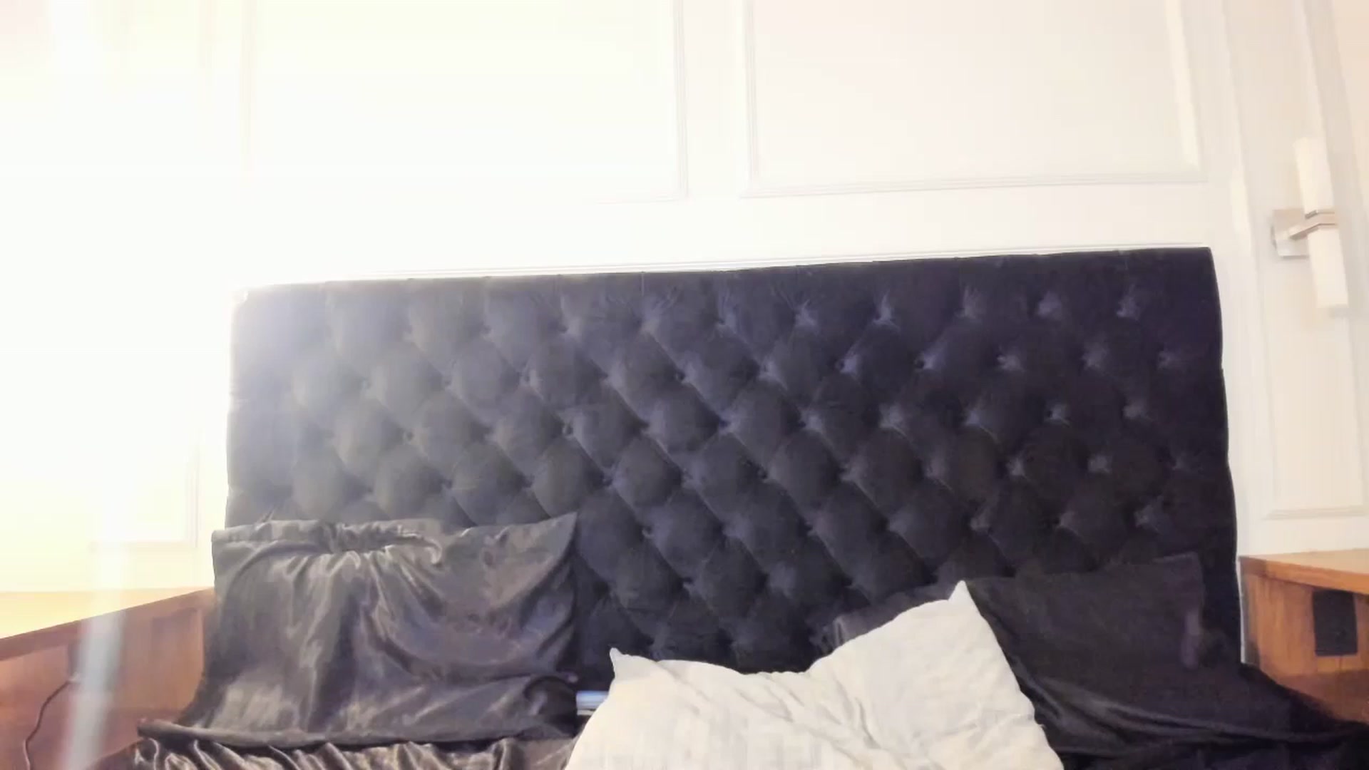 Gallery image thumbnail from AmyKGreen's myfreecams stream on, 07/17/2023, 23:50 image 12 of 20