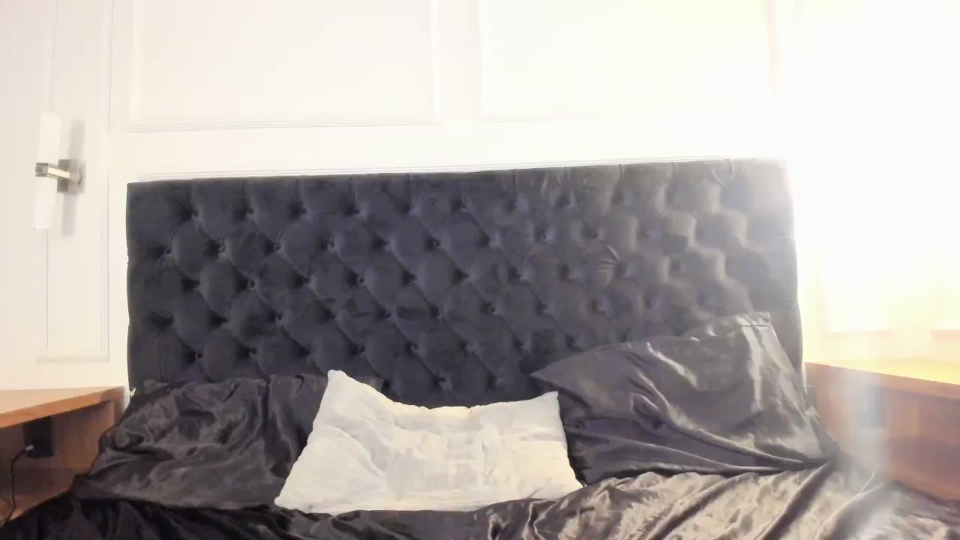 Gallery image thumbnail from AmyKGreen's myfreecams stream on, 07/24/2023, 05:08 image 10 of 20