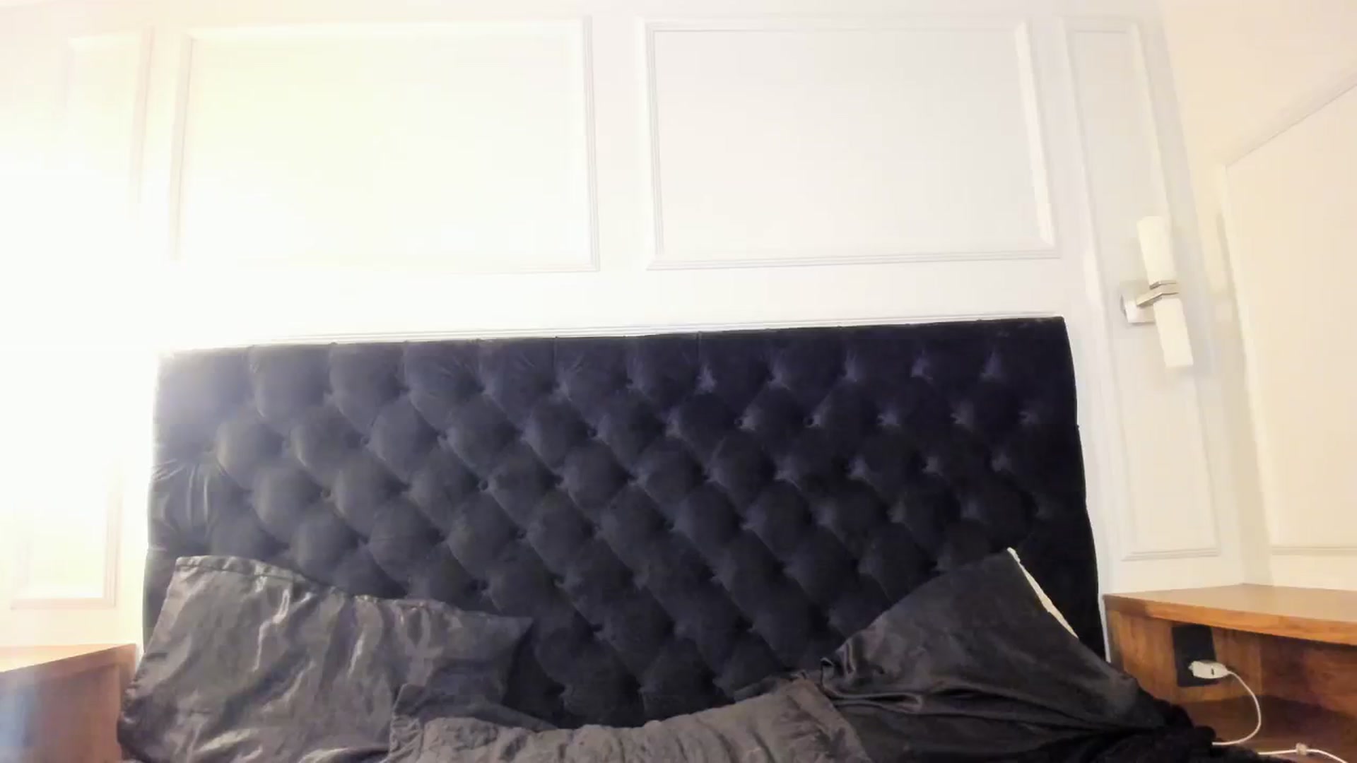 Gallery image thumbnail from AmyKGreen's myfreecams stream on, 09/17/2023, 07:21 image 9 of 20