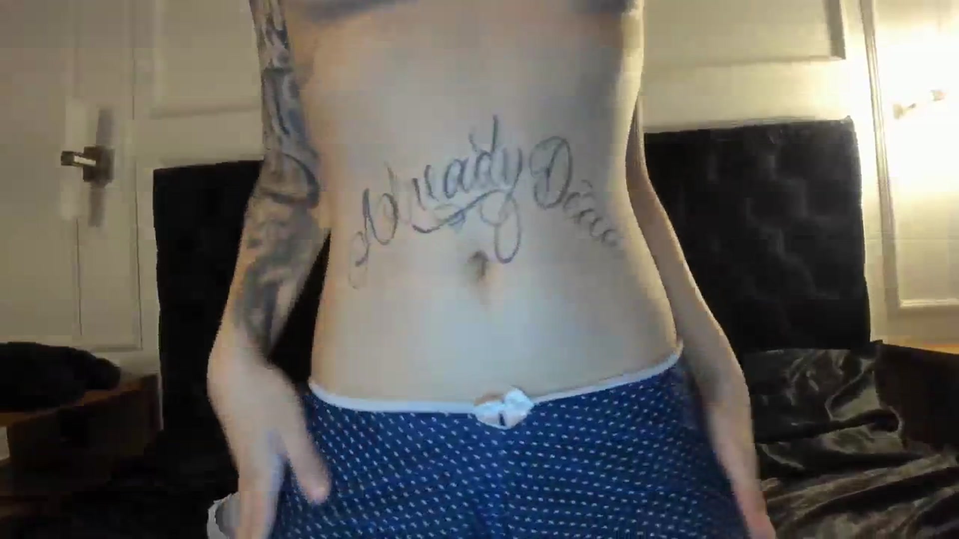 Gallery image thumbnail from AmyKGreen's myfreecams stream on, 09/19/2023, 06:31 image 17 of 20