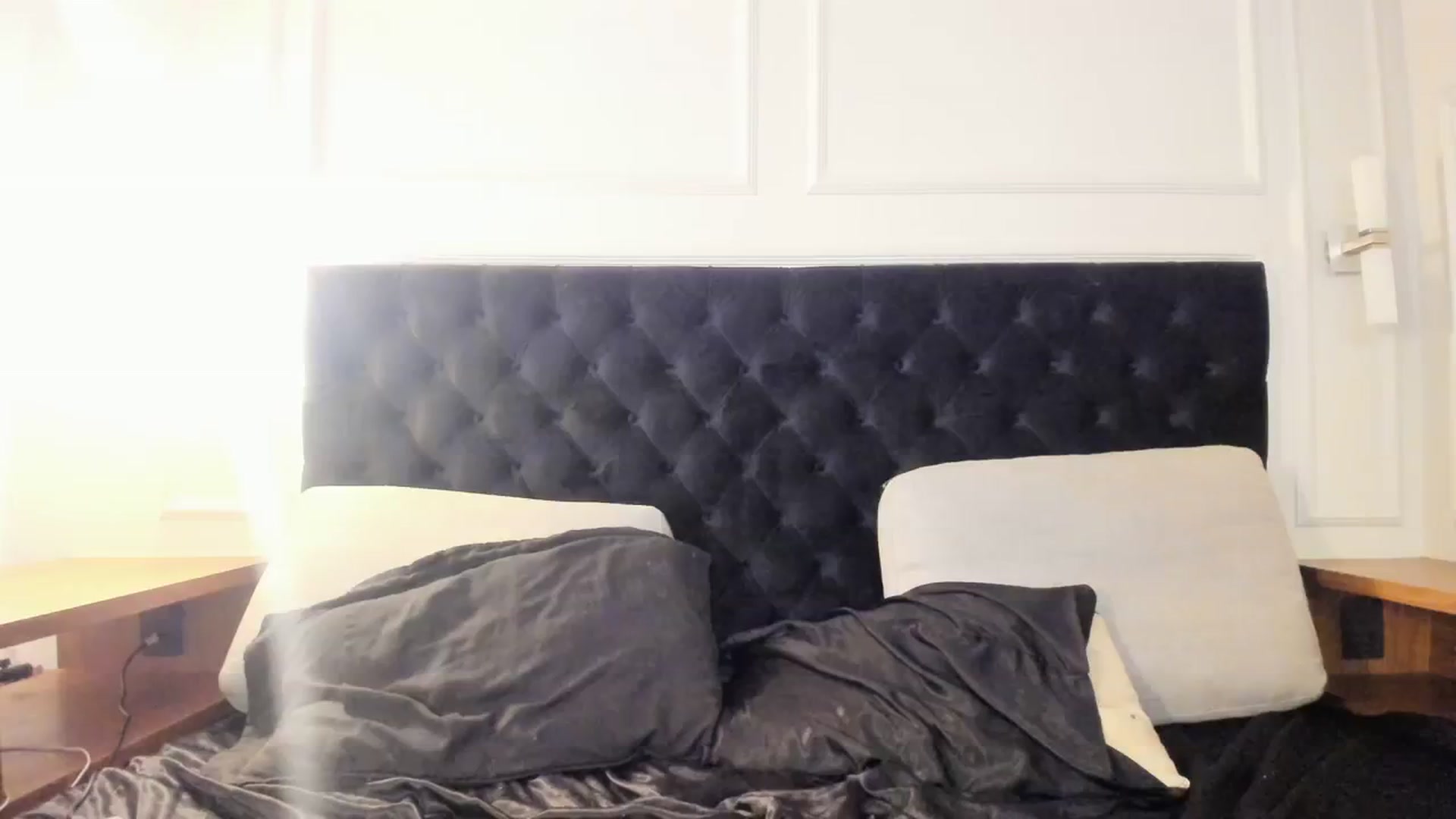 Gallery image thumbnail from AmyKGreen's myfreecams stream on, 12/18/2023, 09:52 image 1 of 20