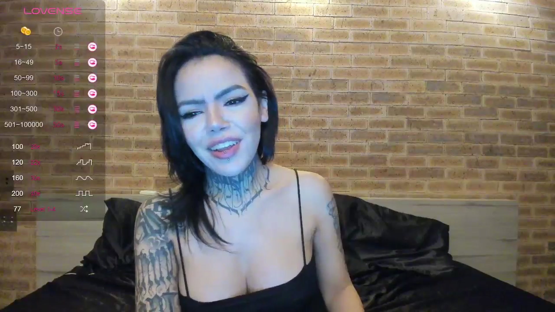 Gallery image thumbnail from AmyKGreen's myfreecams stream on, 06/26/2024, 08:10 image 19 of 20