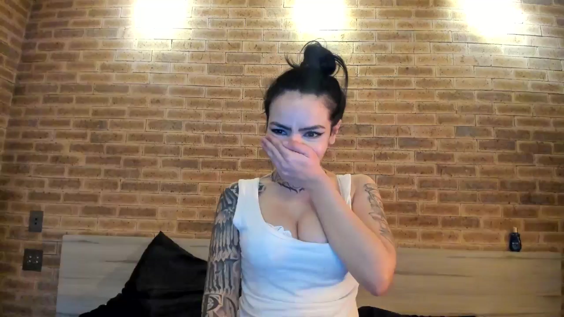 Gallery image thumbnail from AmyKGreen's myfreecams stream on, 08/11/2024, 09:49 image 20 of 20