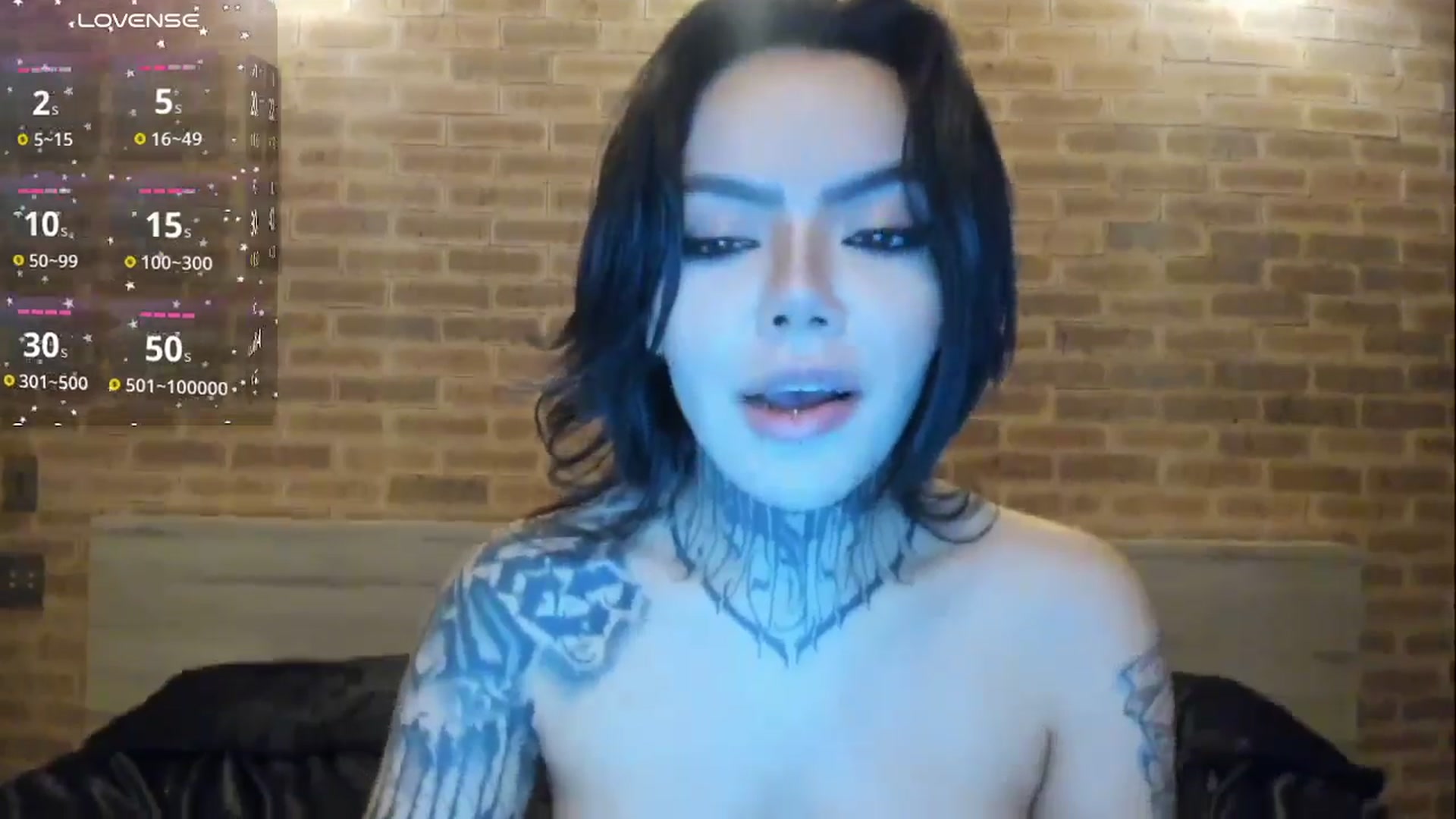 Gallery image thumbnail from AmyKGreen's myfreecams stream on, 10/24/2024, 07:19 image 11 of 20