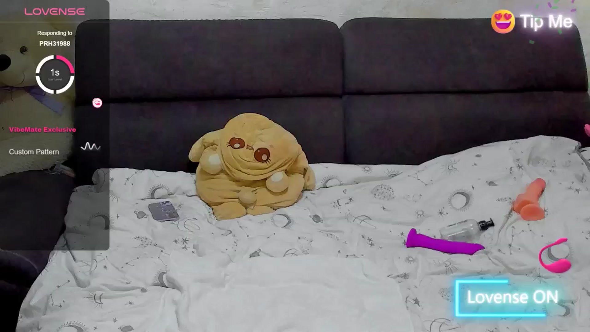 Gallery image thumbnail from AmyKentt's myfreecams stream on, 05/03/2024, 12:14 image 5 of 20