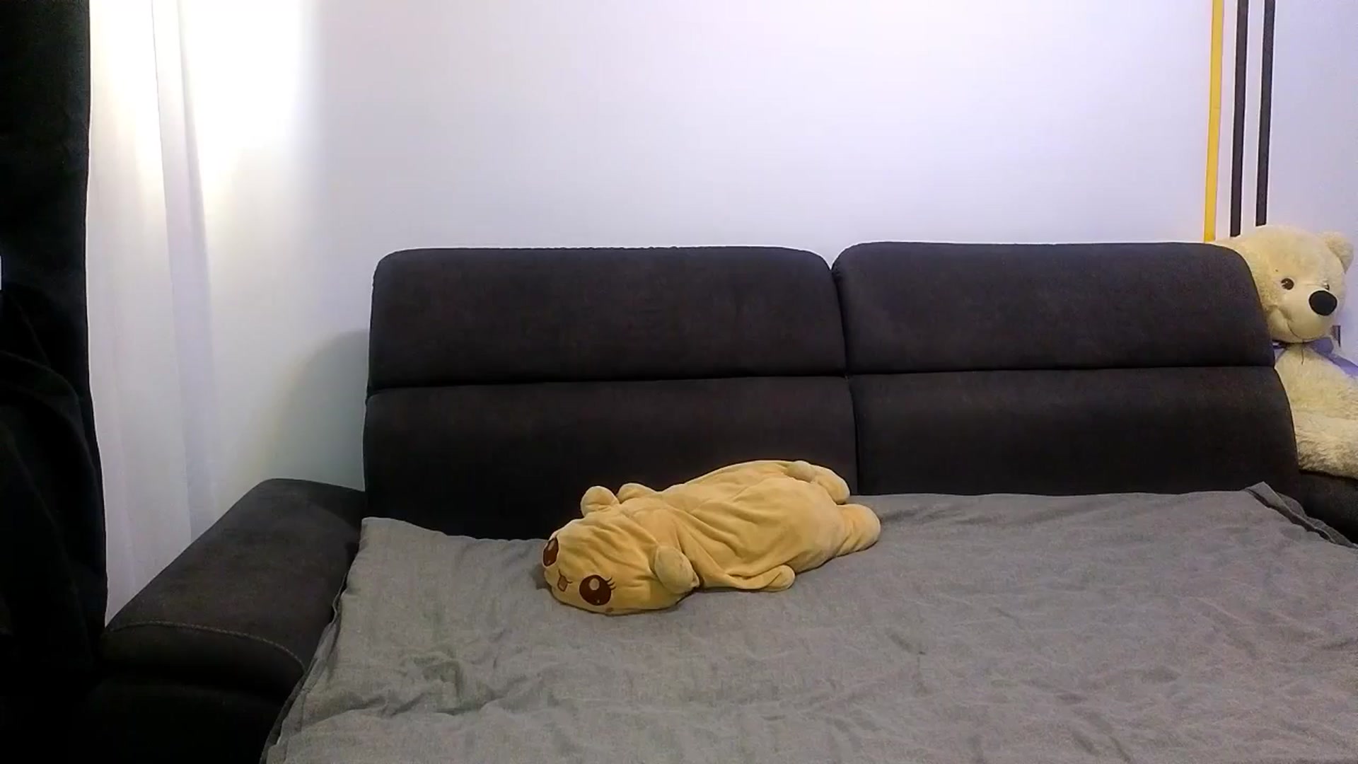 Gallery image thumbnail from AmyKentt's myfreecams stream on, 10/27/2024, 06:59 image 7 of 20