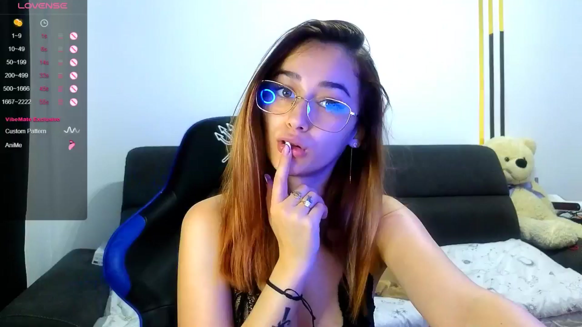 Gallery image thumbnail from AmyKentt's myfreecams stream on, 11/22/2024, 09:15 image 1 of 20