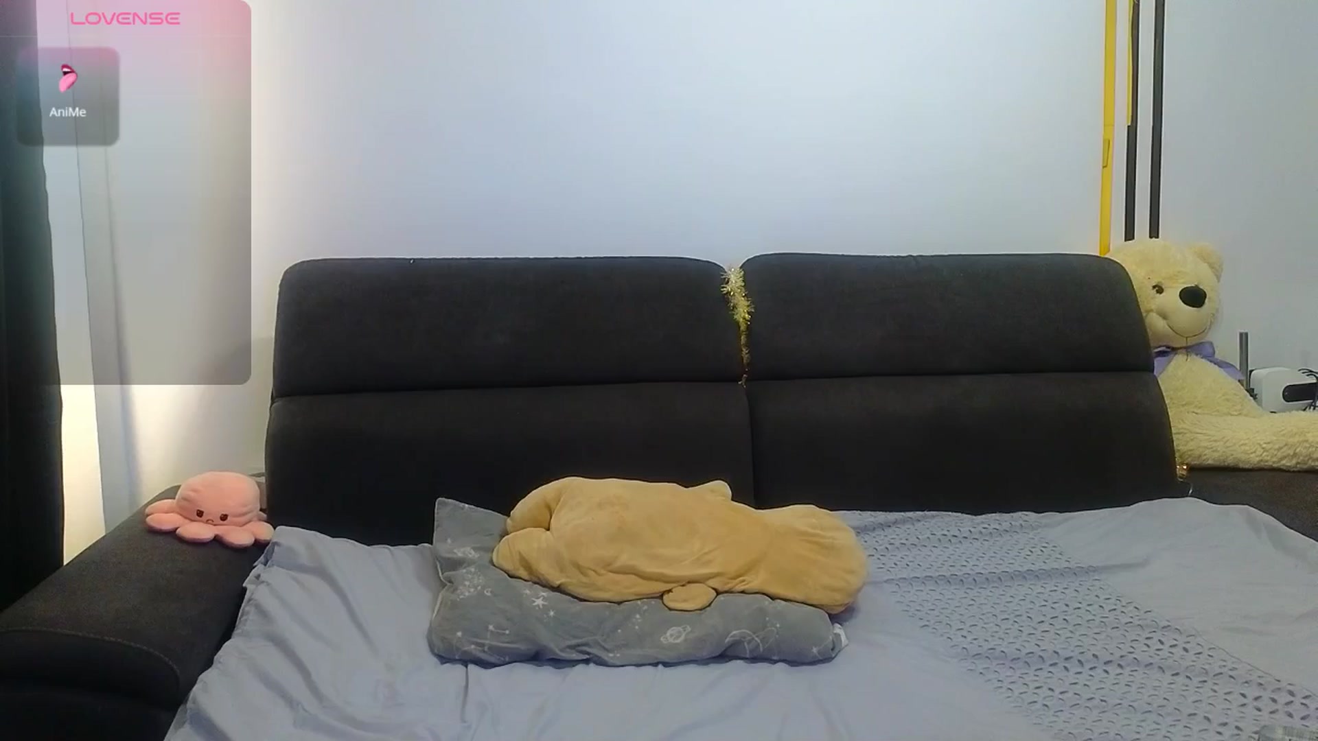Gallery image thumbnail from AmyKentt's myfreecams stream on, 01/18/2025, 10:46 image 14 of 20