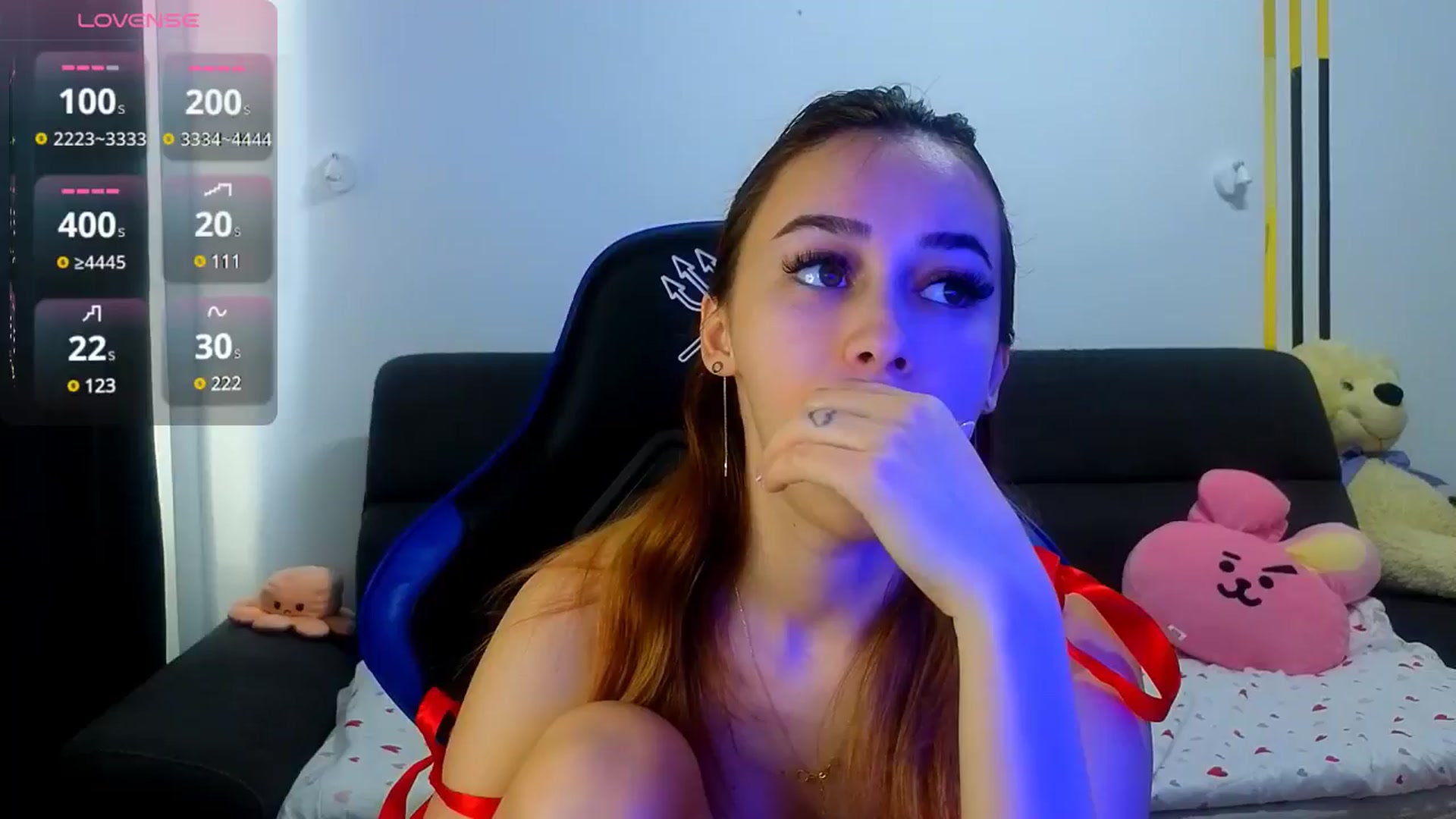 Gallery image thumbnail from AmyKentt's myfreecams stream on, 02/23/2025, 08:33 image 14 of 20