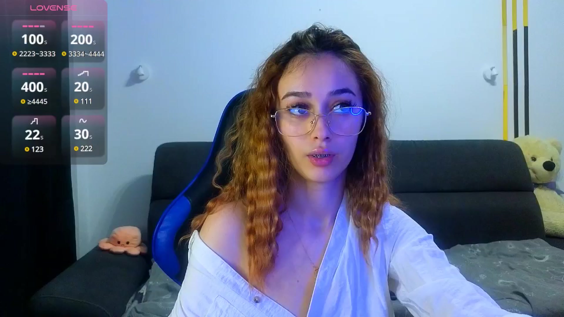 Gallery image thumbnail from AmyKentt's myfreecams stream on, 03/08/2025, 17:56 image 6 of 20