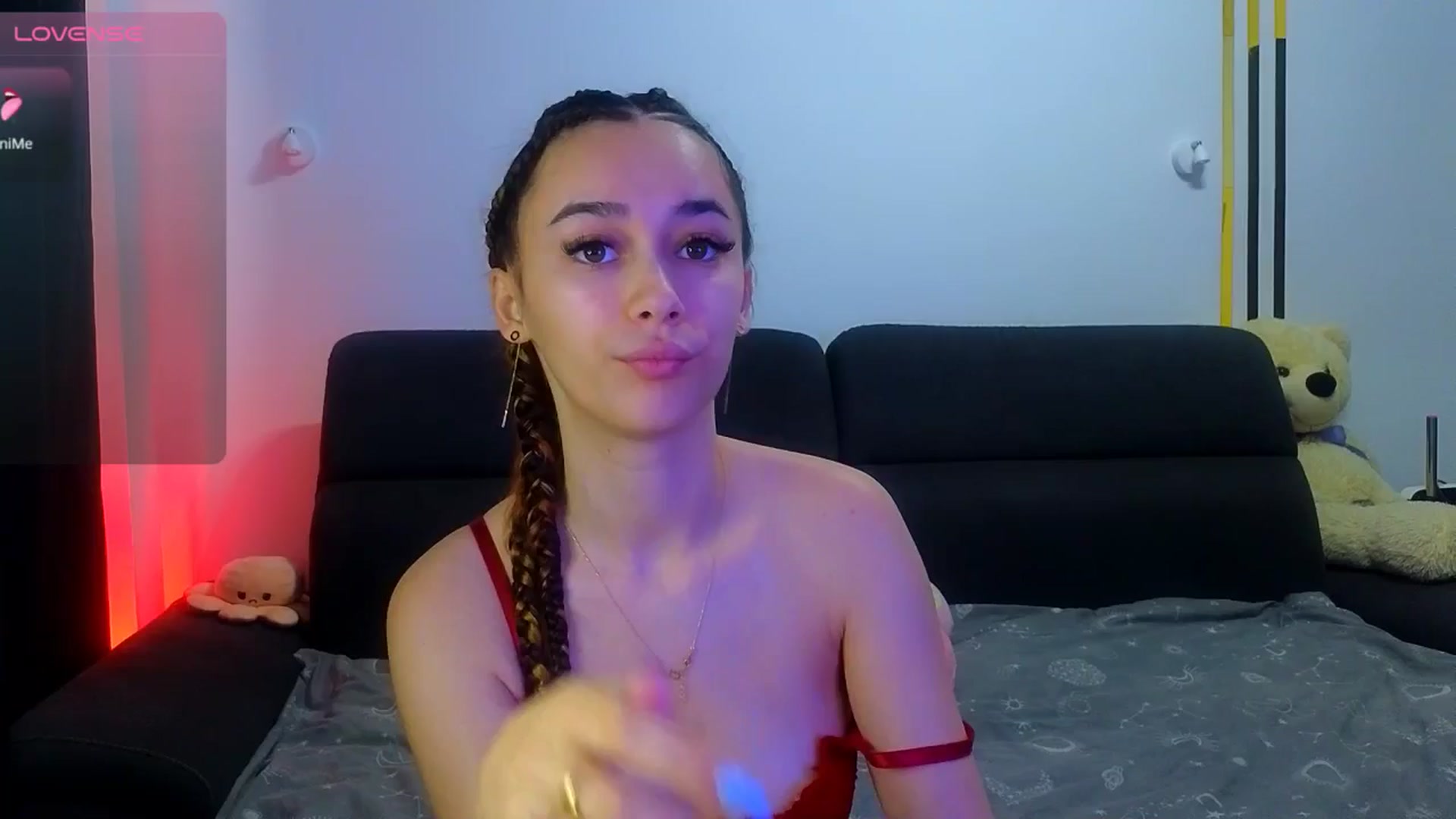 Gallery image thumbnail from AmyKentt's myfreecams stream on, 03/29/2025, 09:14 image 3 of 20
