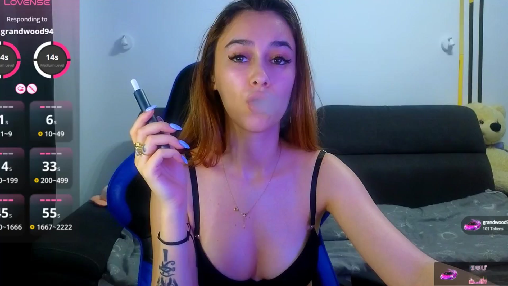 Gallery image thumbnail from AmyKentt's myfreecams stream on, 04/05/2025, 15:21 image 6 of 20