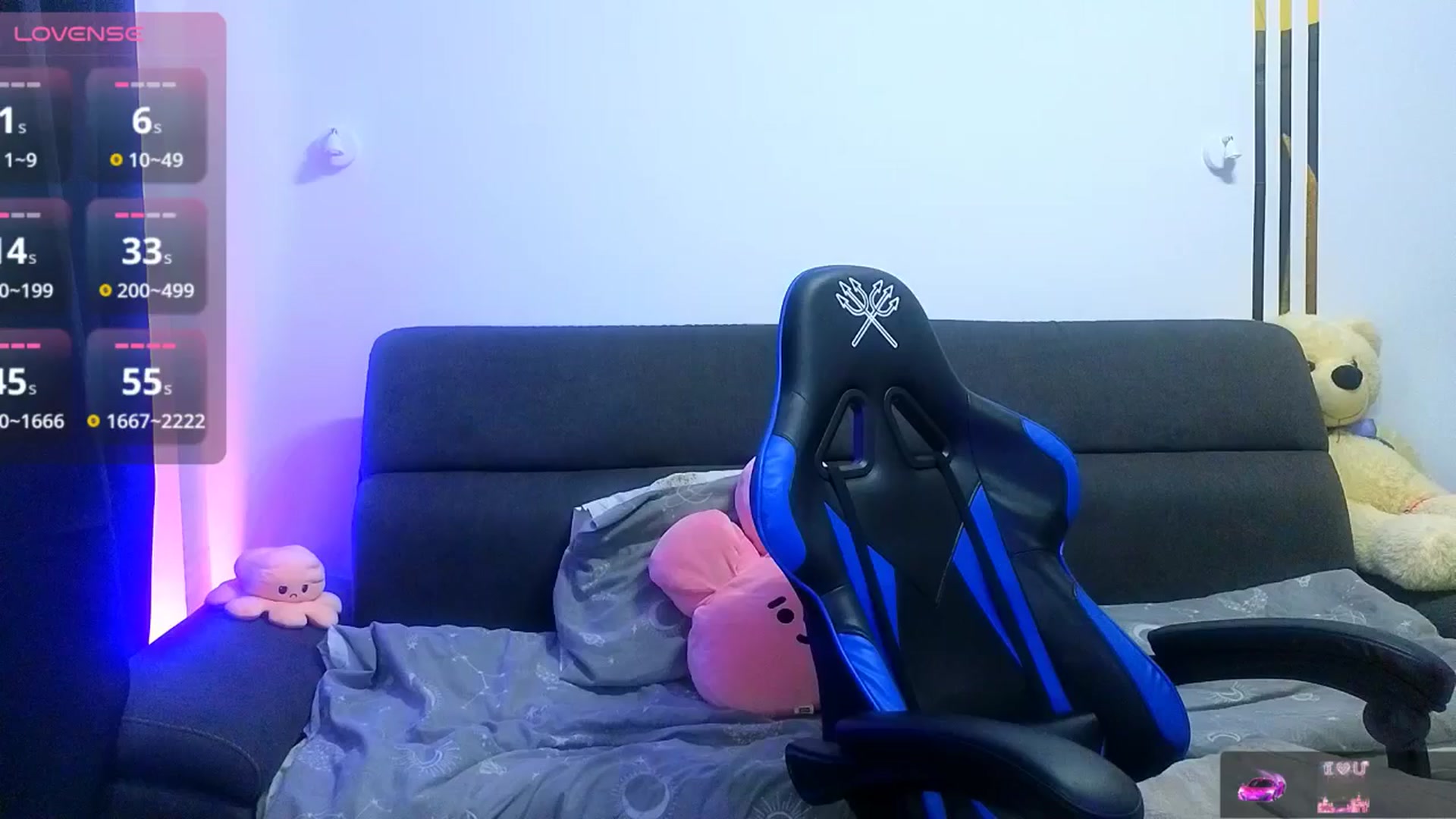 Gallery image thumbnail from AmyKentt's myfreecams stream on, 04/13/2025, 17:23 image 7 of 20