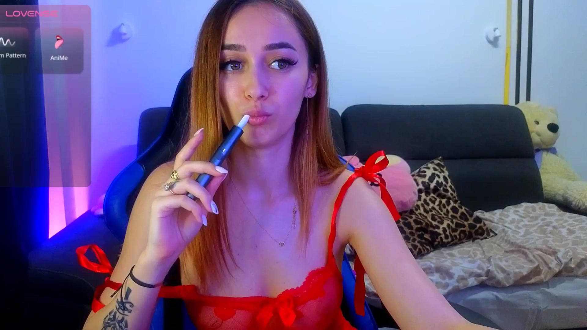 Gallery image thumbnail from AmyKentt's myfreecams stream on, 04/14/2025, 16:27 image 3 of 20