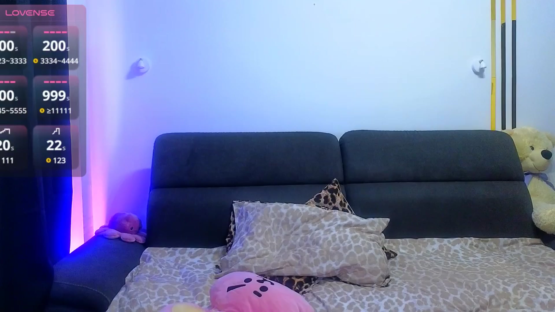 Gallery image thumbnail from AmyKentt's myfreecams stream on, 04/17/2025, 15:56 image 16 of 20