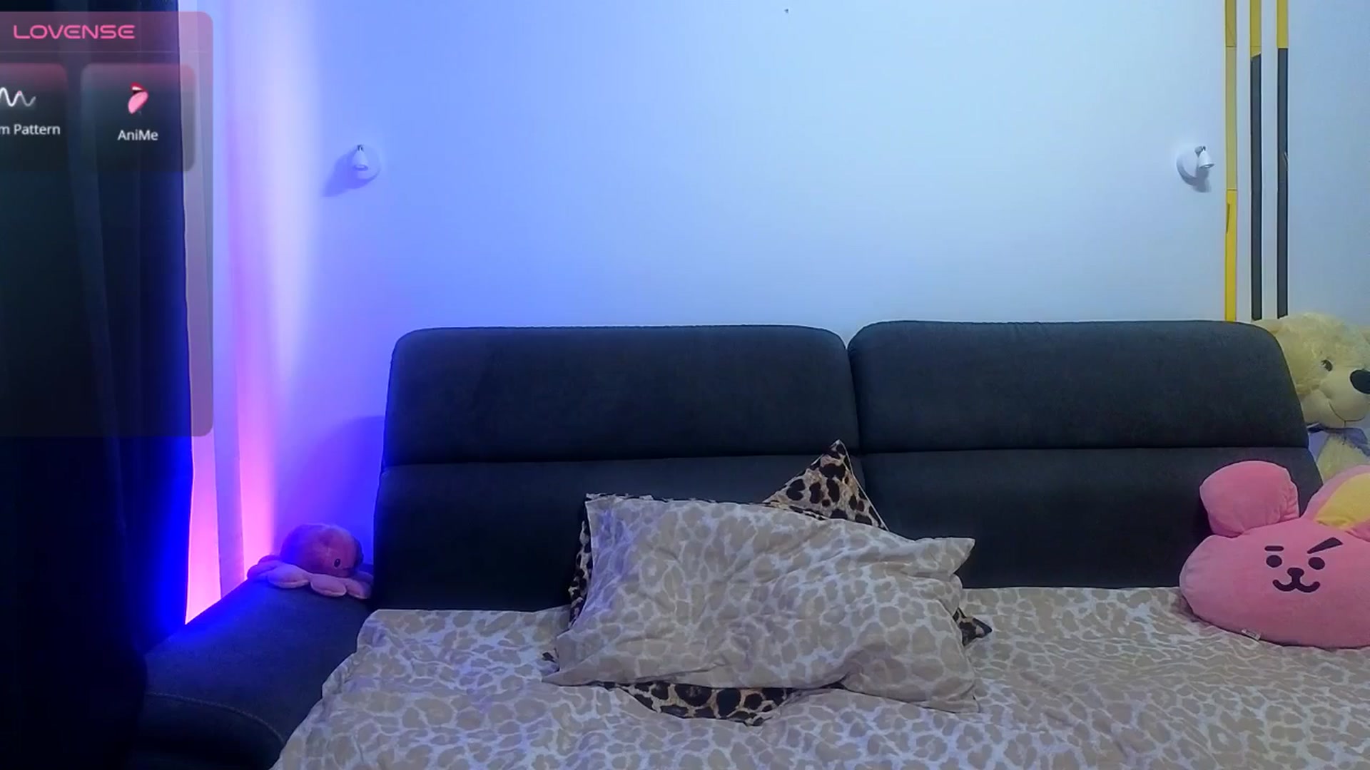 Gallery image thumbnail from AmyKentt's myfreecams stream on, 04/17/2025, 15:56 image 3 of 20