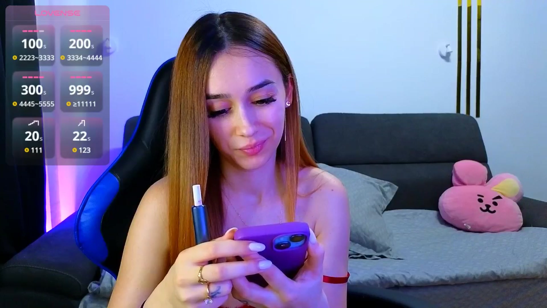 Gallery image thumbnail from AmyKentt's myfreecams stream on, 04/29/2025, 16:04 image 8 of 20