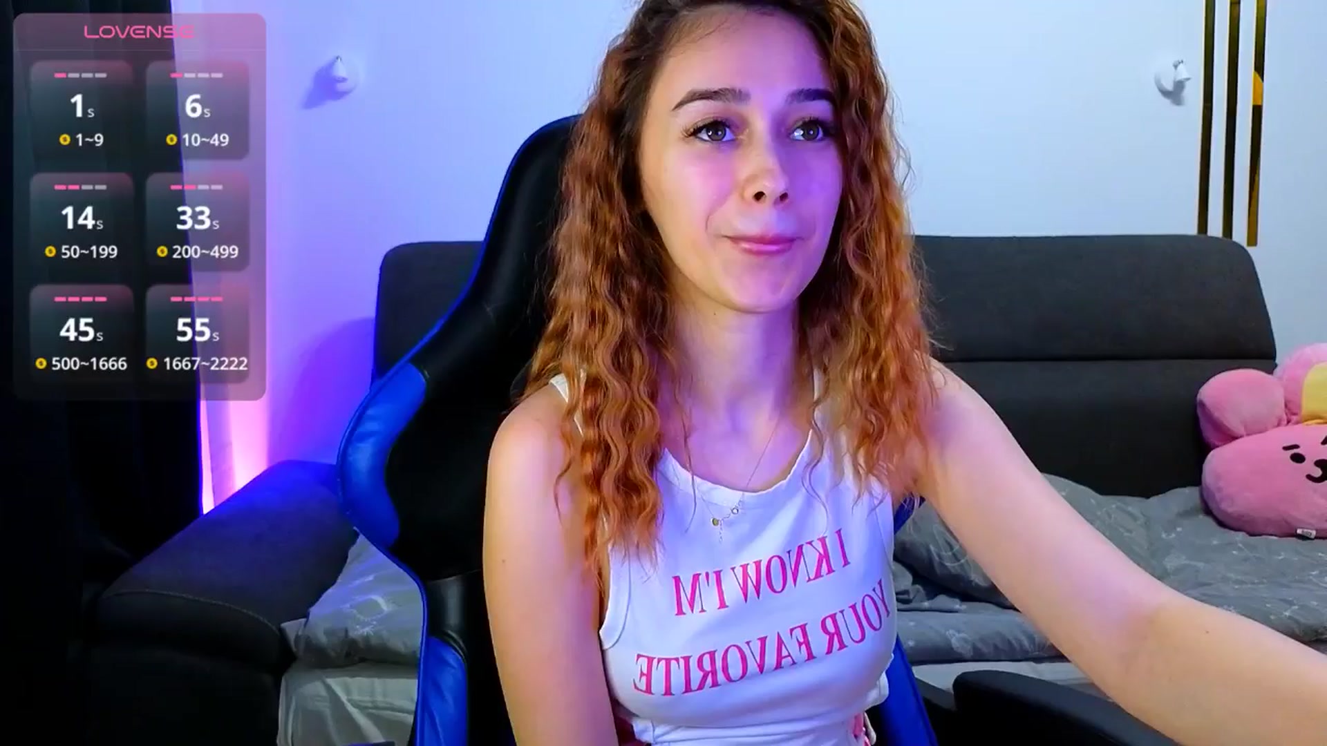 Gallery image thumbnail from AmyKentt's myfreecams stream on, 05/05/2025, 15:08 image 13 of 20