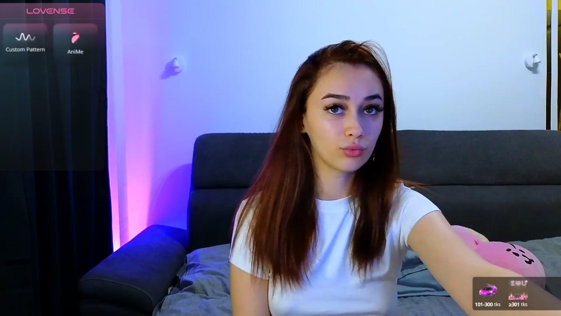 Gallery image thumbnail from AmyKentt's myfreecams stream on, 05/19/2025, 17:42 image 14 of 20