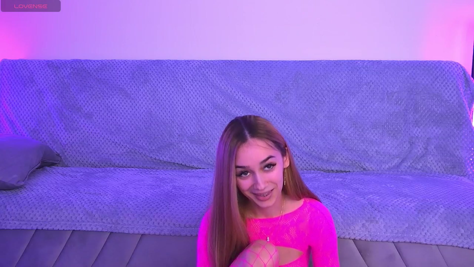 Gallery image thumbnail from AmyKentt's myfreecams stream on, 03/30/2026, 15:45 image 12 of 20