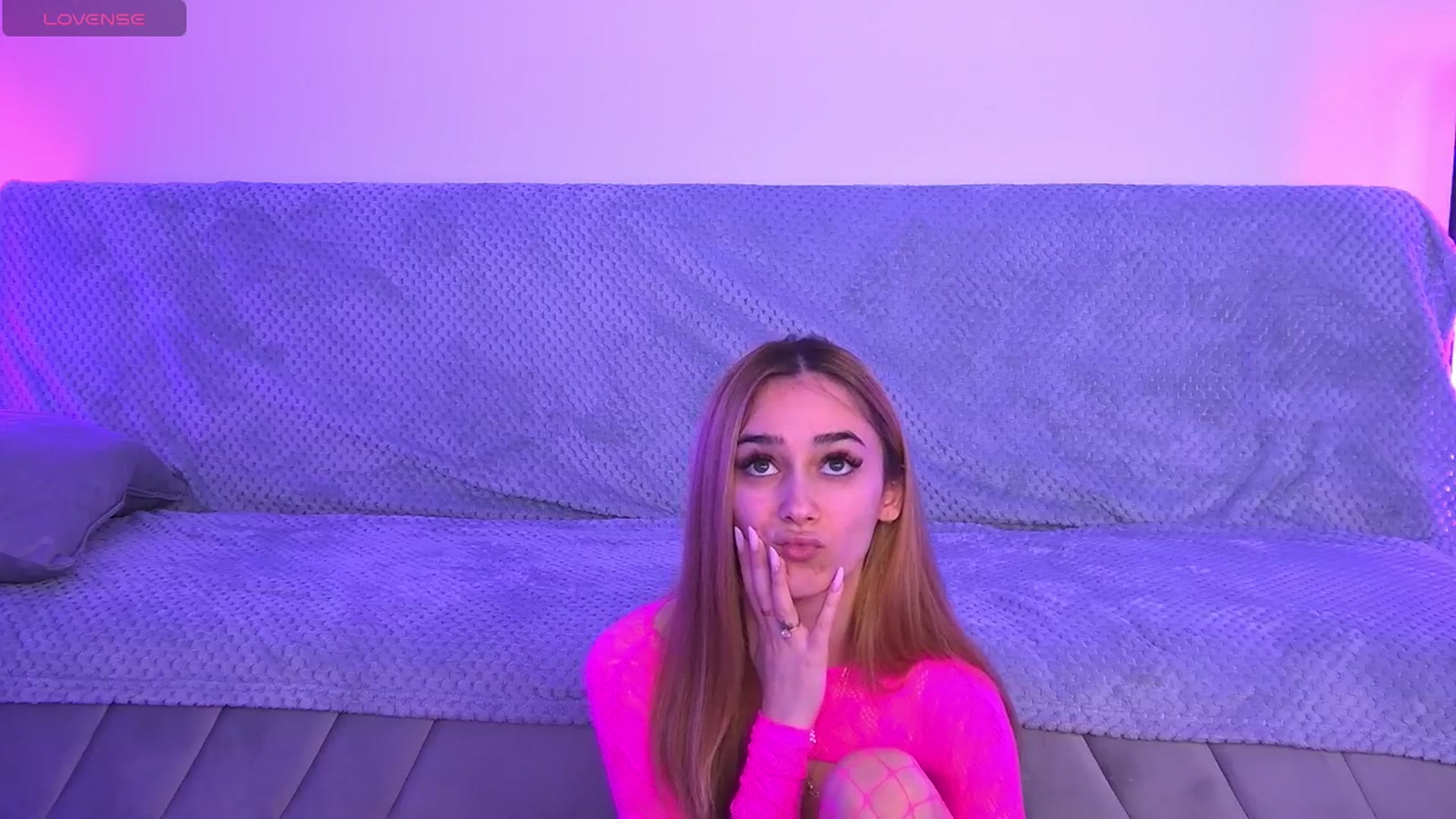 Gallery image thumbnail from AmyKentt's myfreecams stream on, 03/30/2026, 15:45 image 6 of 20