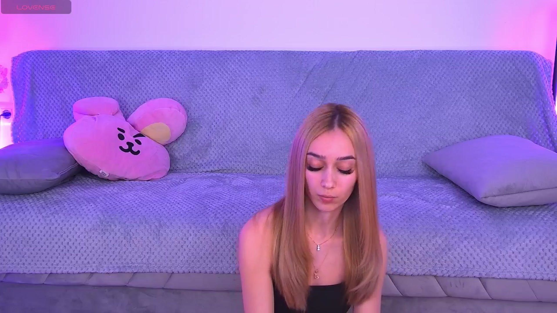 Gallery image thumbnail from AmyKentt's myfreecams stream on, 04/14/2026, 16:25 image 4 of 20