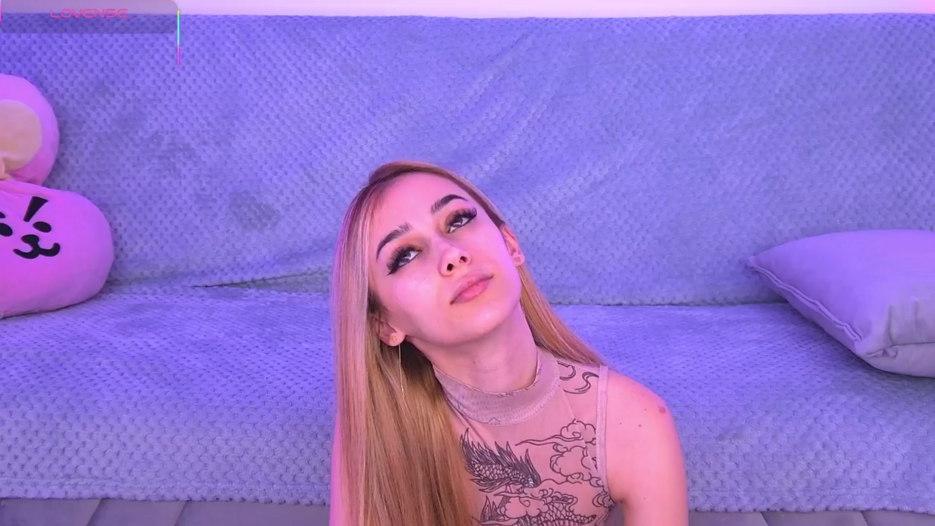 Gallery image thumbnail from AmyKentt's myfreecams stream on, 04/17/2026, 16:08 image 4 of 20