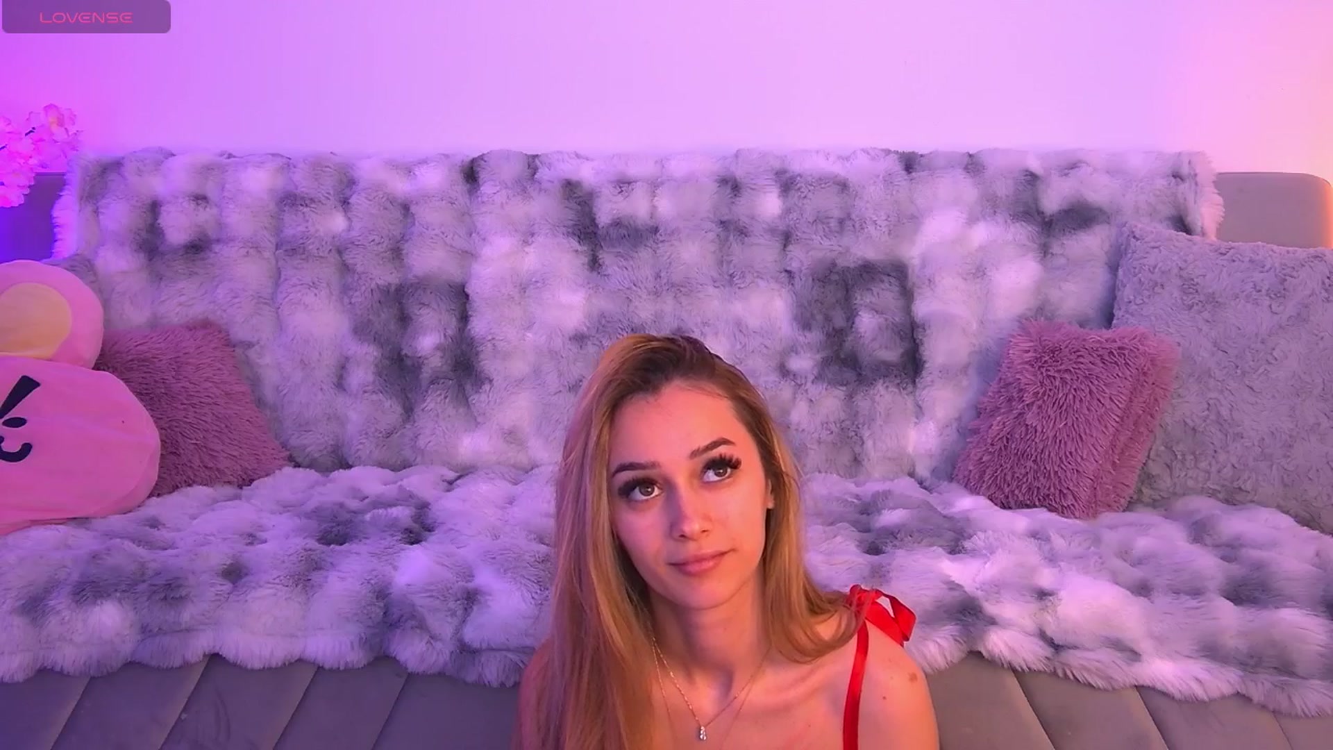 Gallery image thumbnail from AmyKentt's myfreecams stream on, 05/03/2026, 16:59 image 18 of 20